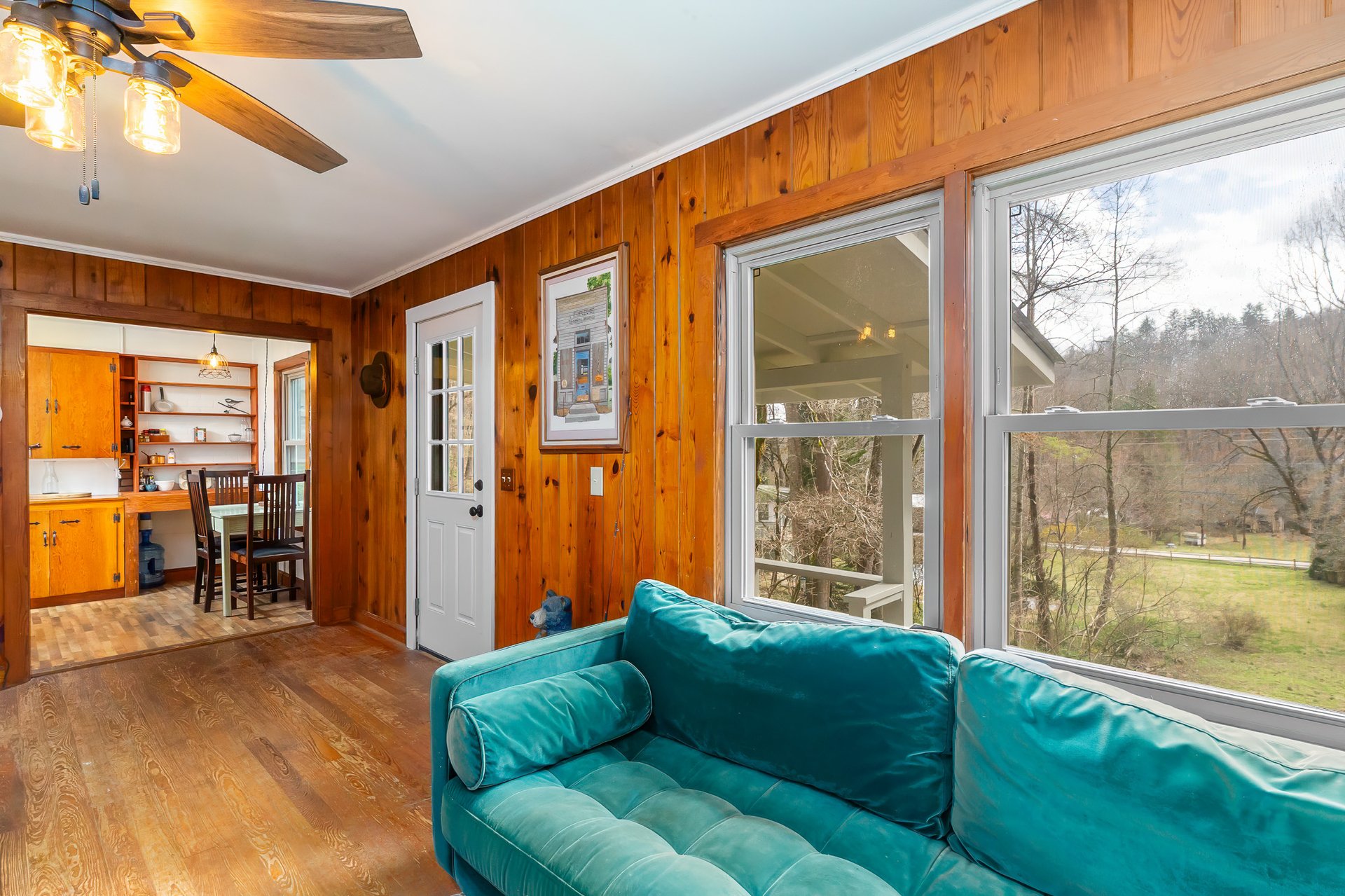2035 Wayah Rd.