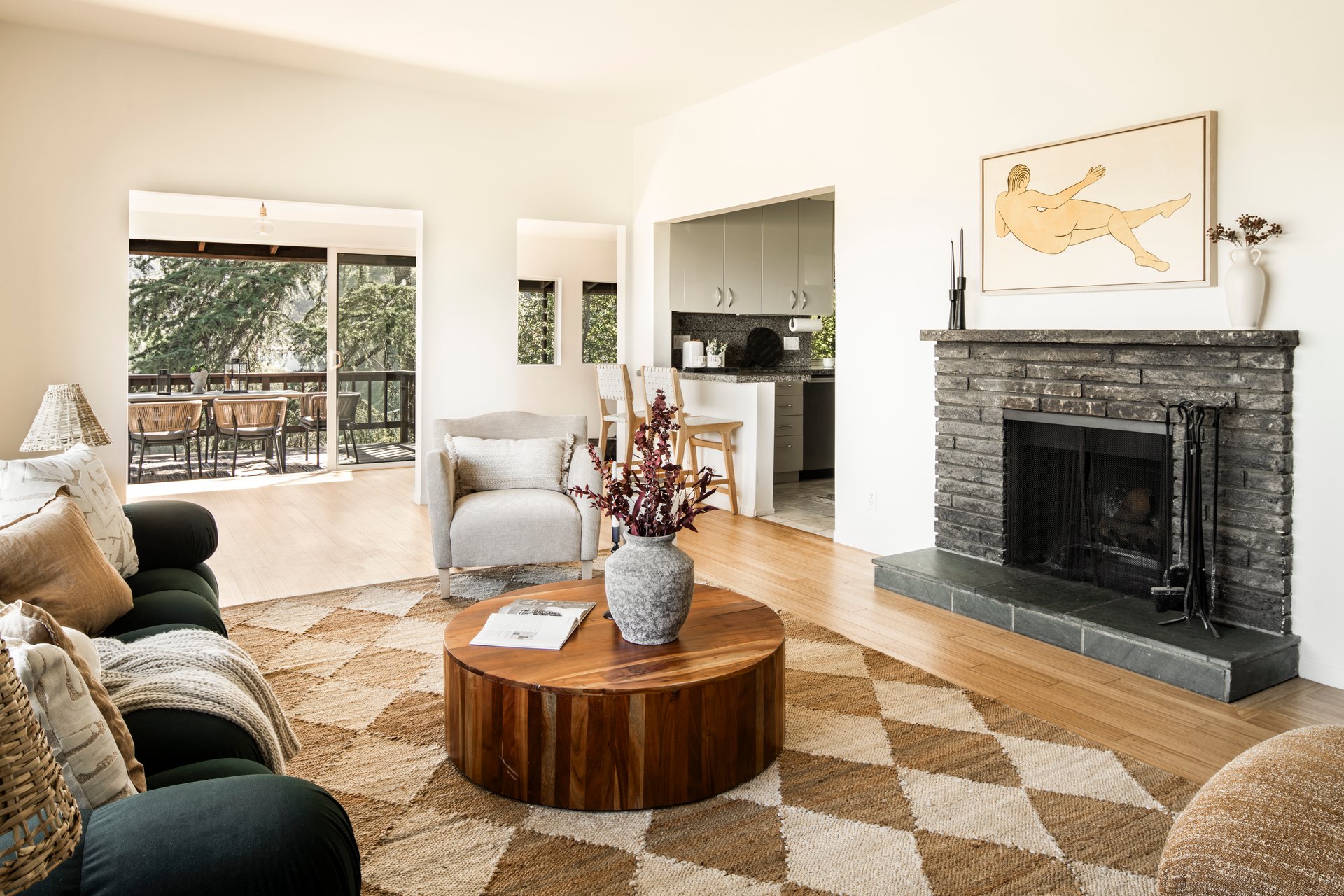 3720 Alta Mesa Dr, Studio City