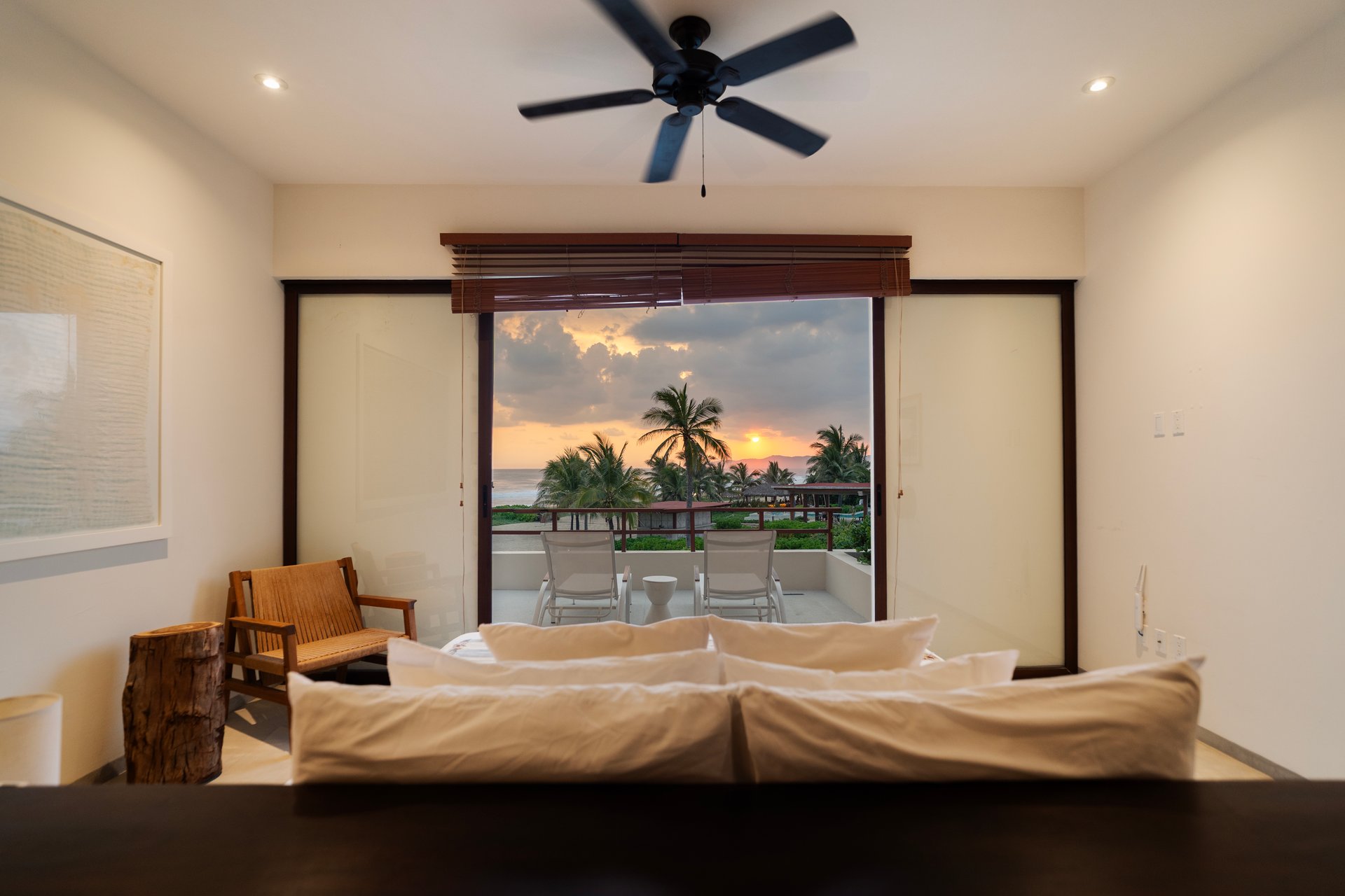 Marea Beachfront Villa G36