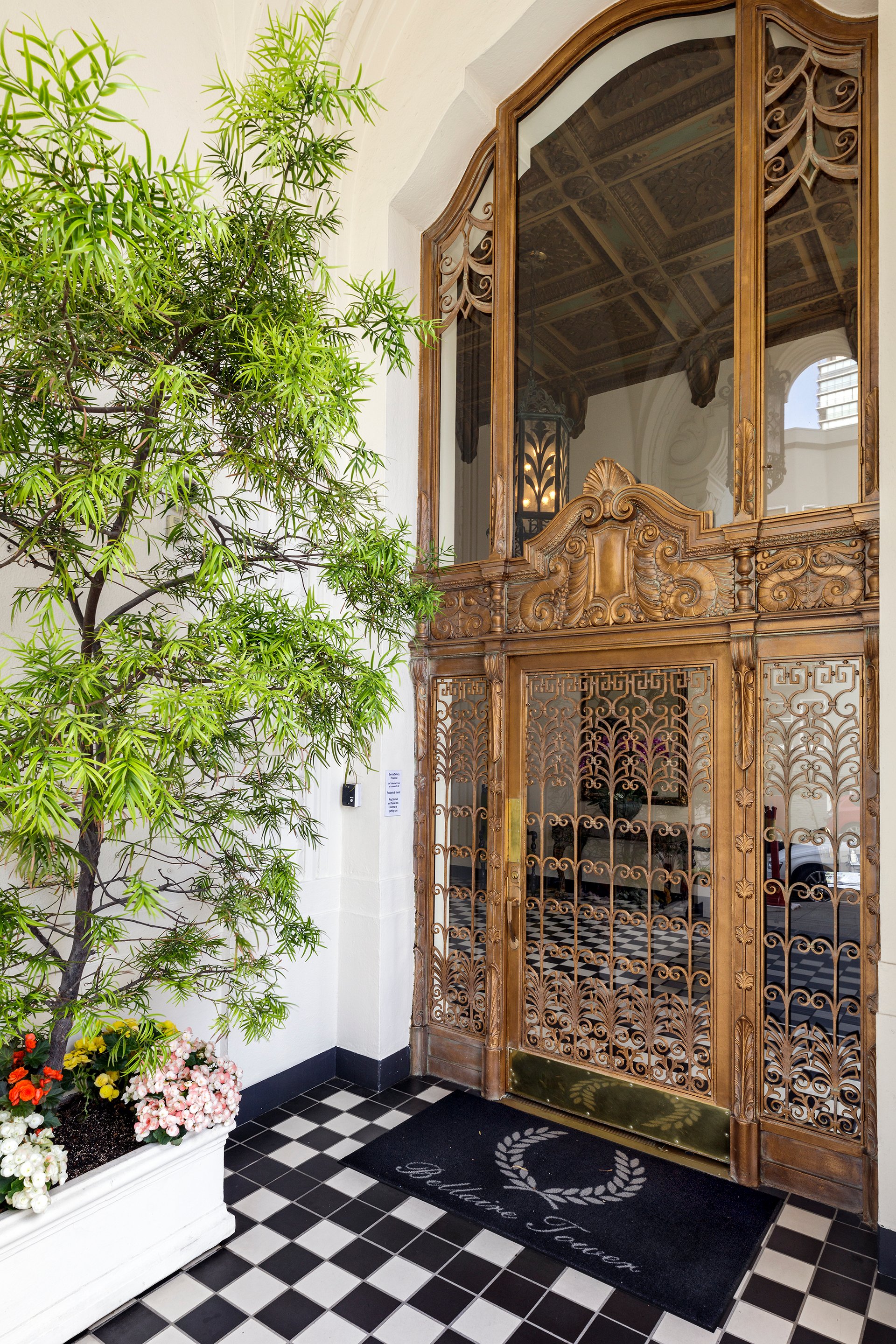 Refined Russian Hill View Condo