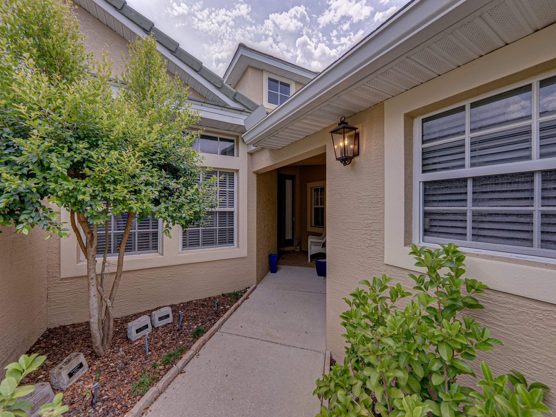 13209 PALMILLA CIR