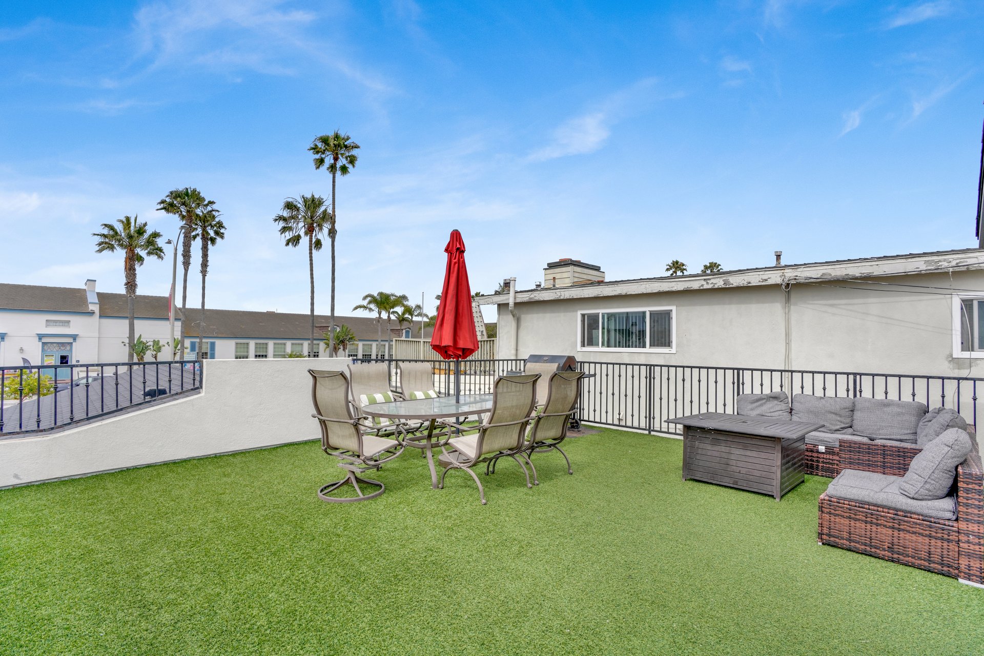 1320 W Balboa Boulevard