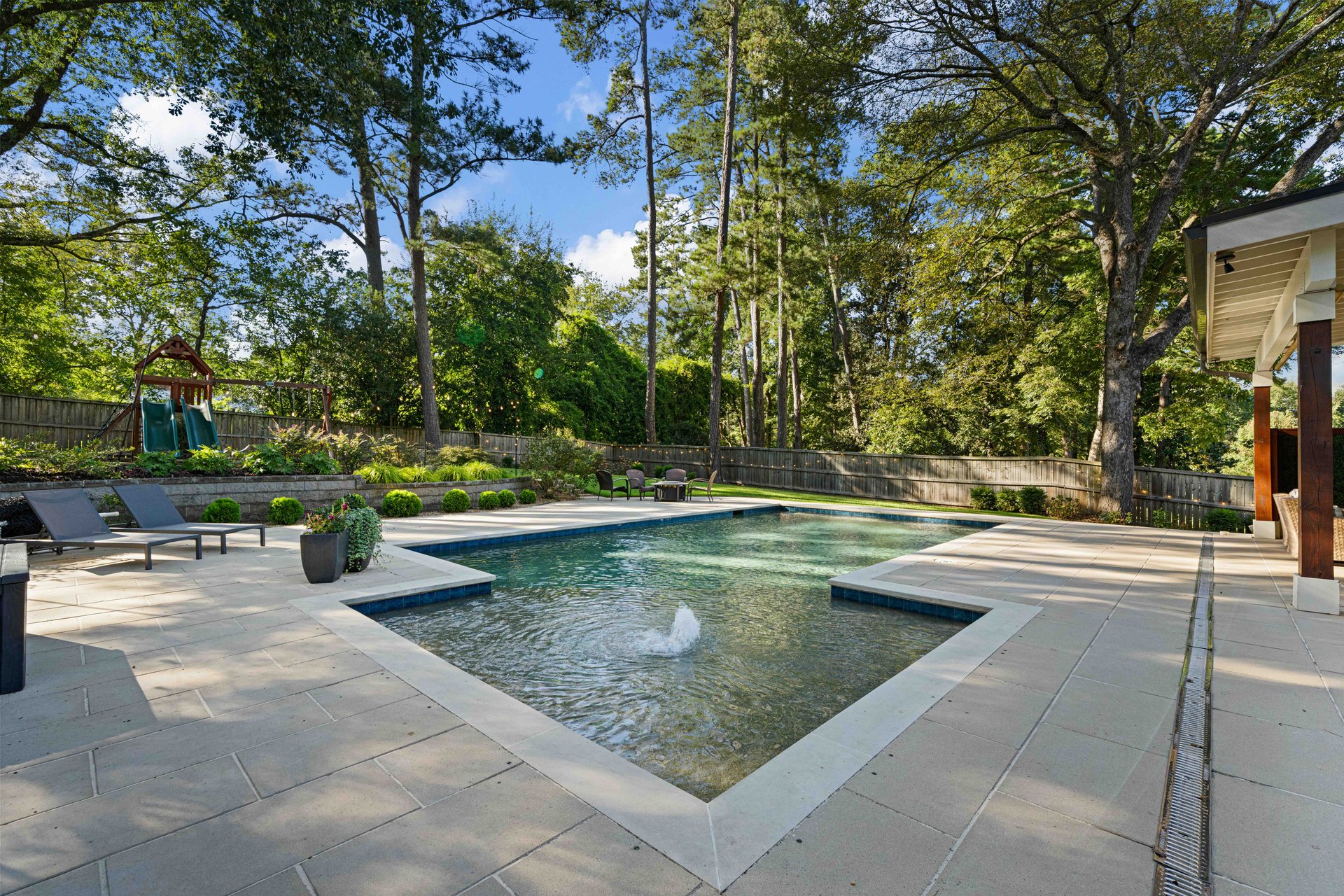466 Bridlewood Circle
