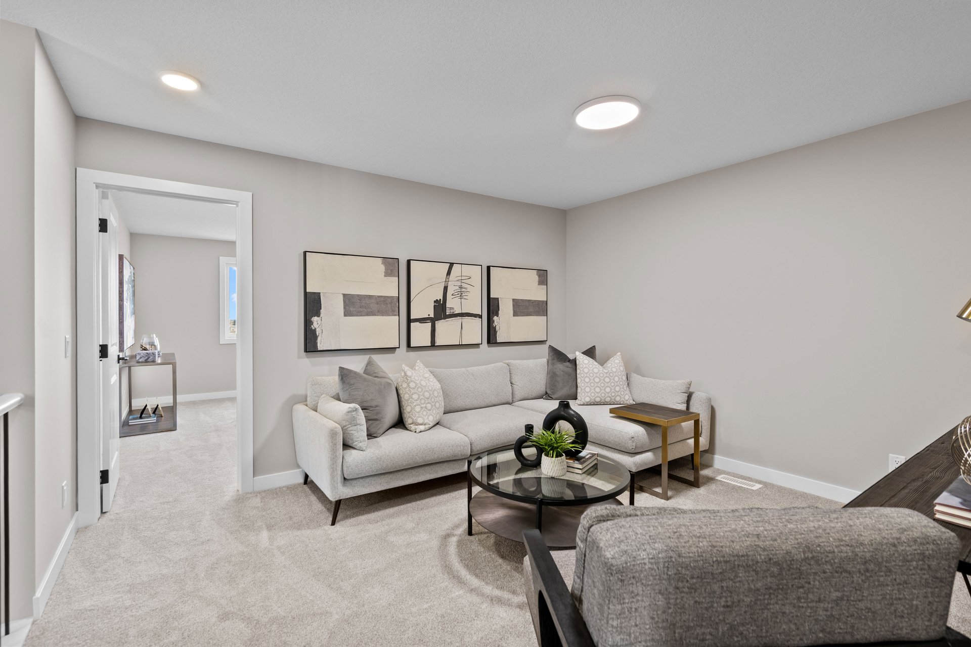 155 Belvedere Crescent SE