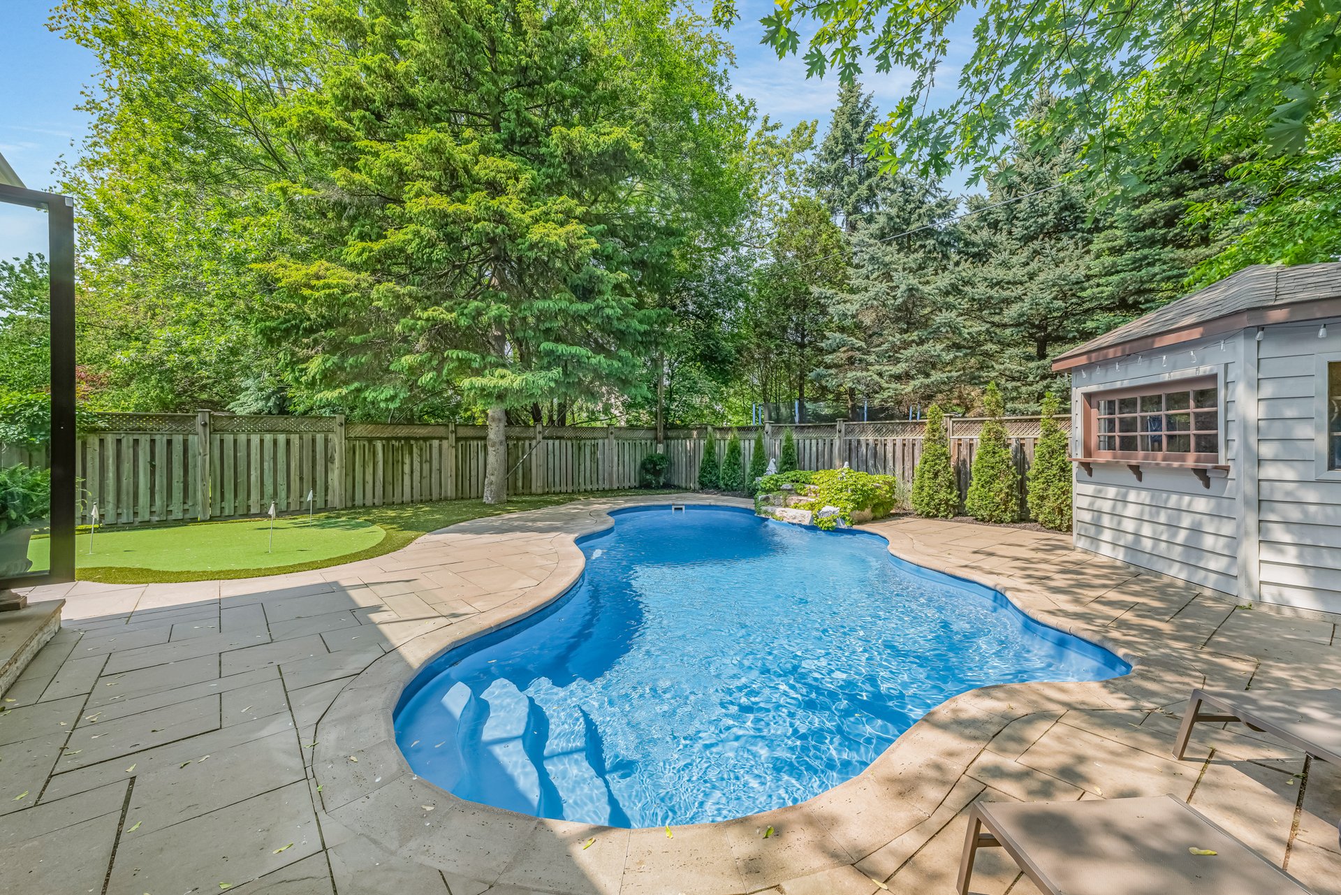 17 Wenonah Dr