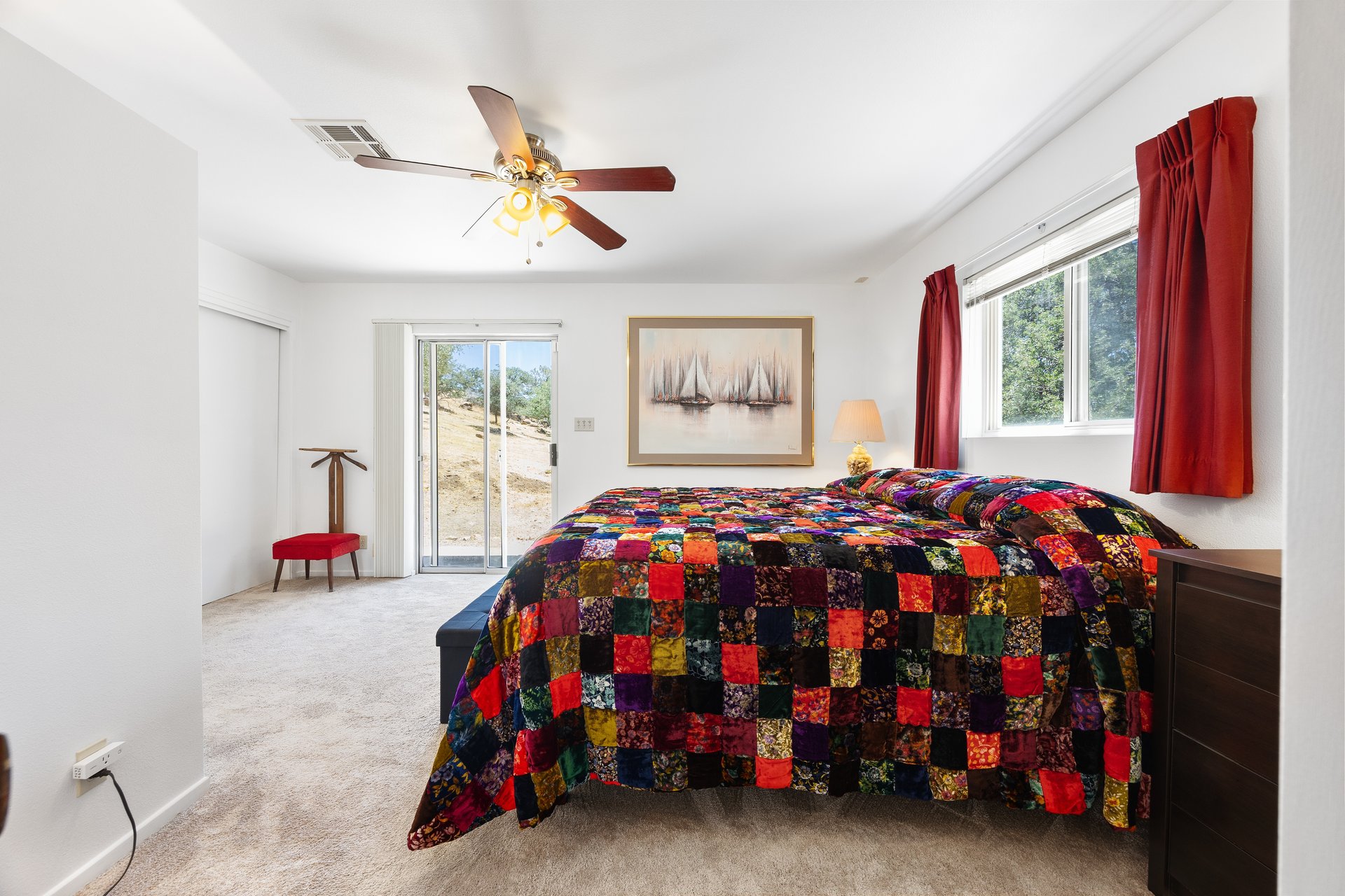 Panoramic Mountain Views in West Golden Hills — 21725 Mountain Drive, Tehachapi