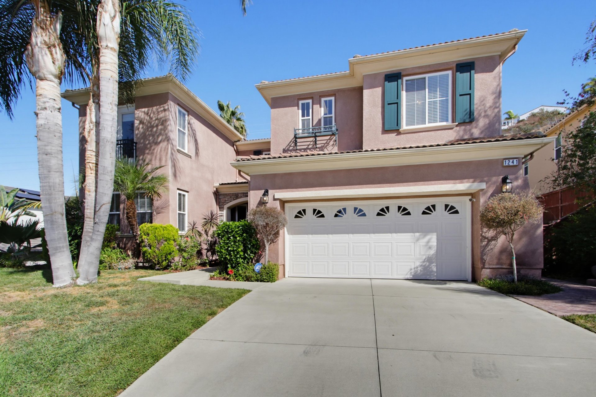 1241 White Sands Dr