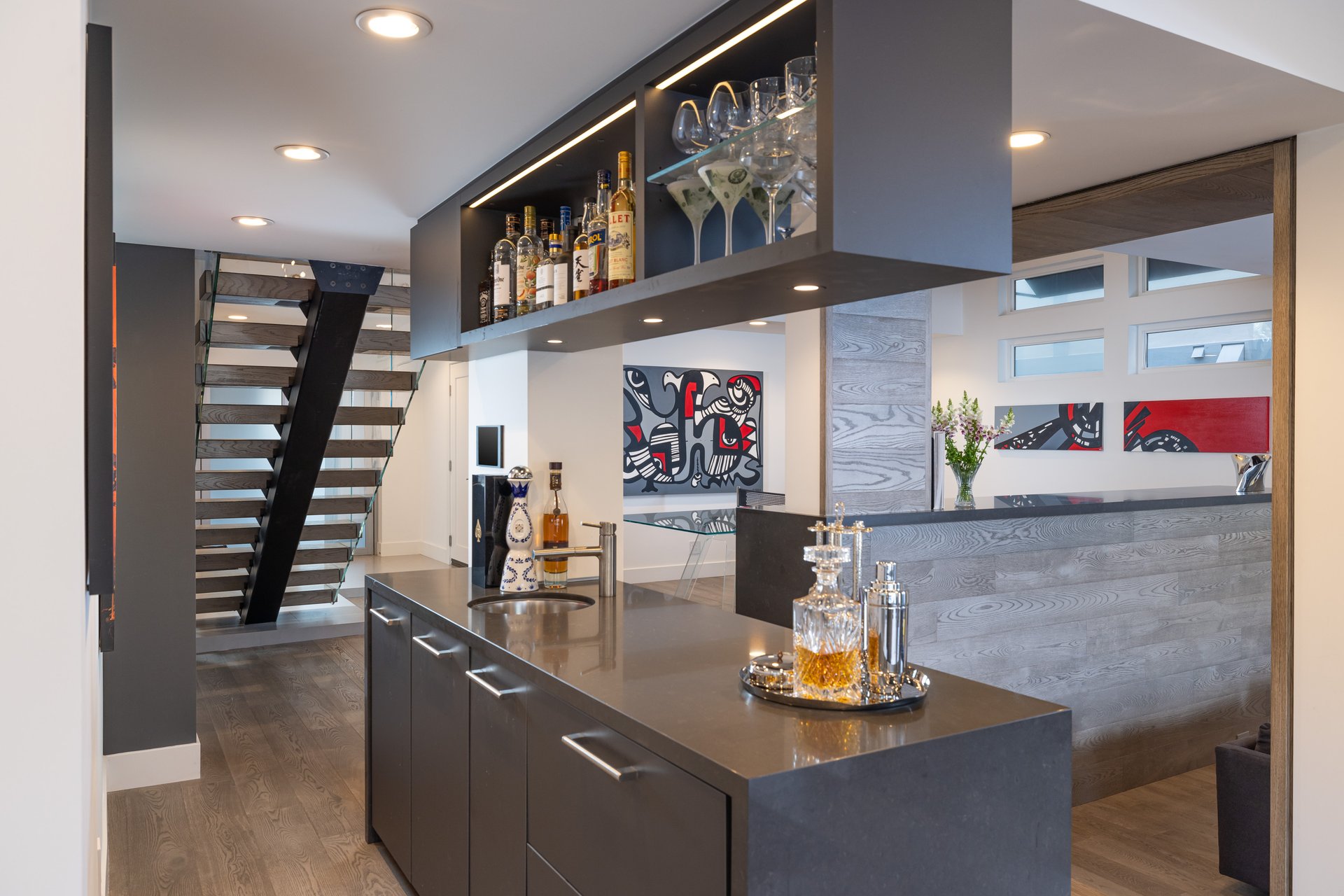 748 Harbor Island Drive
