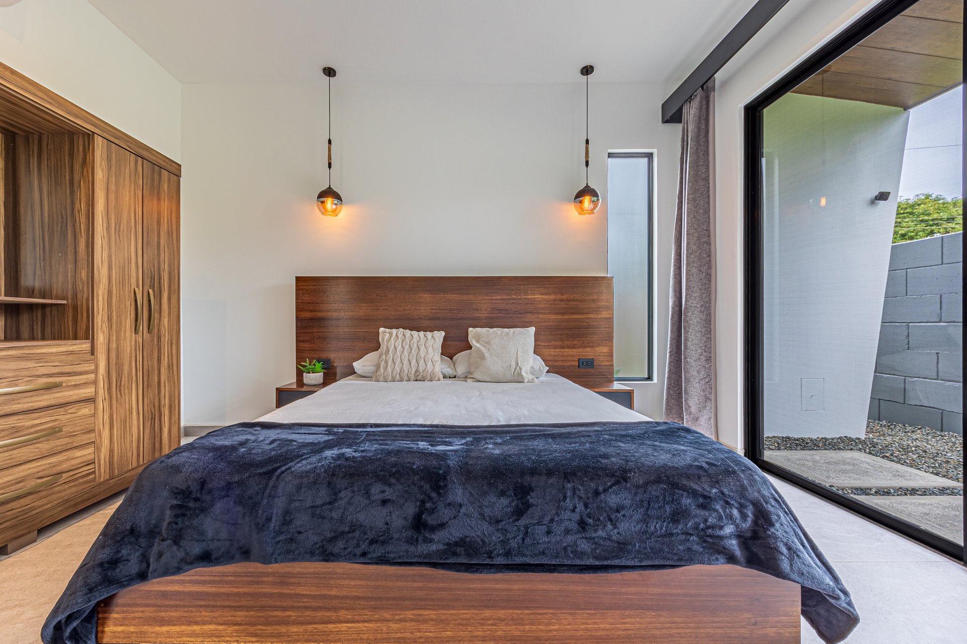 Tropica House a Luxurious Oasis in the Heart of Uvita!