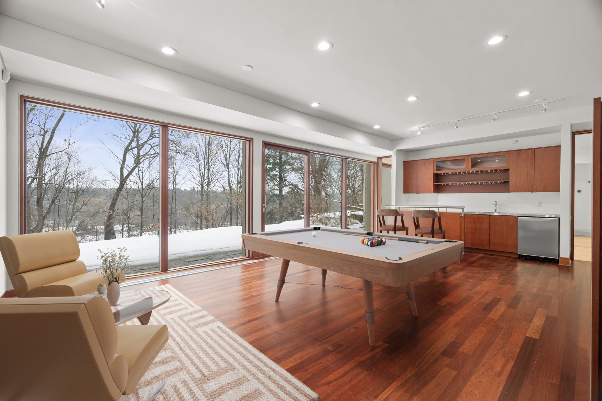 SOLD: Sophisticated & Architecturally Bold