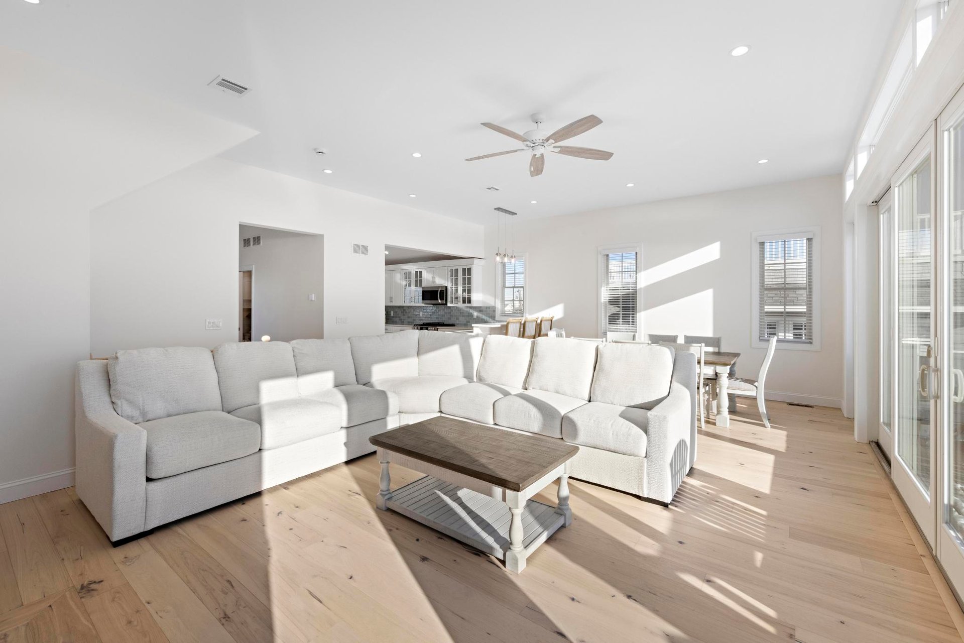 3205 Ocean Blvd - Oceanfront