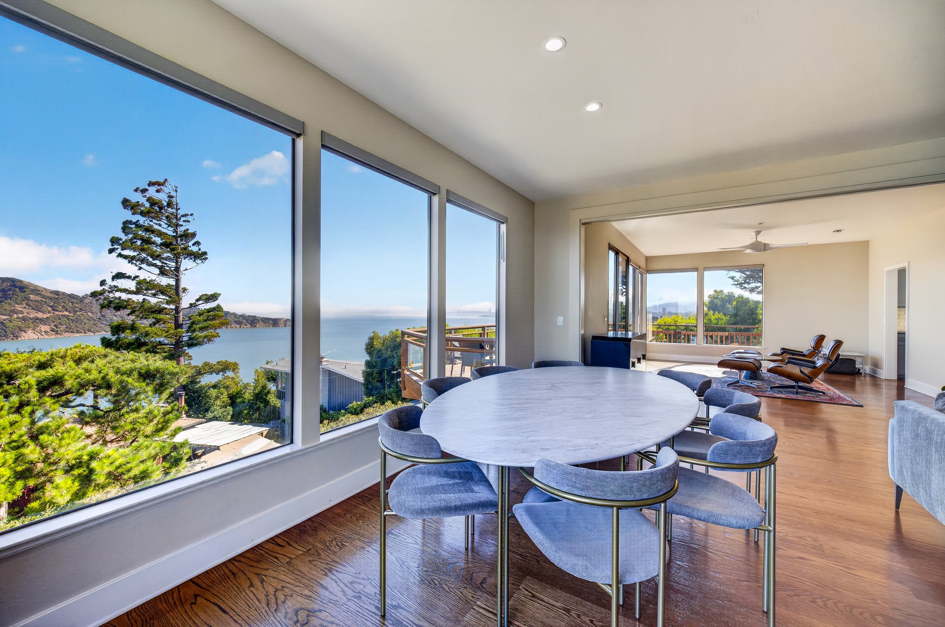 Sweeping Views Across the Bay