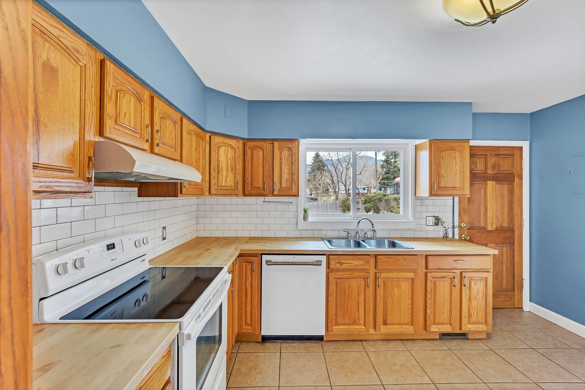 1013 Morning Star Drive