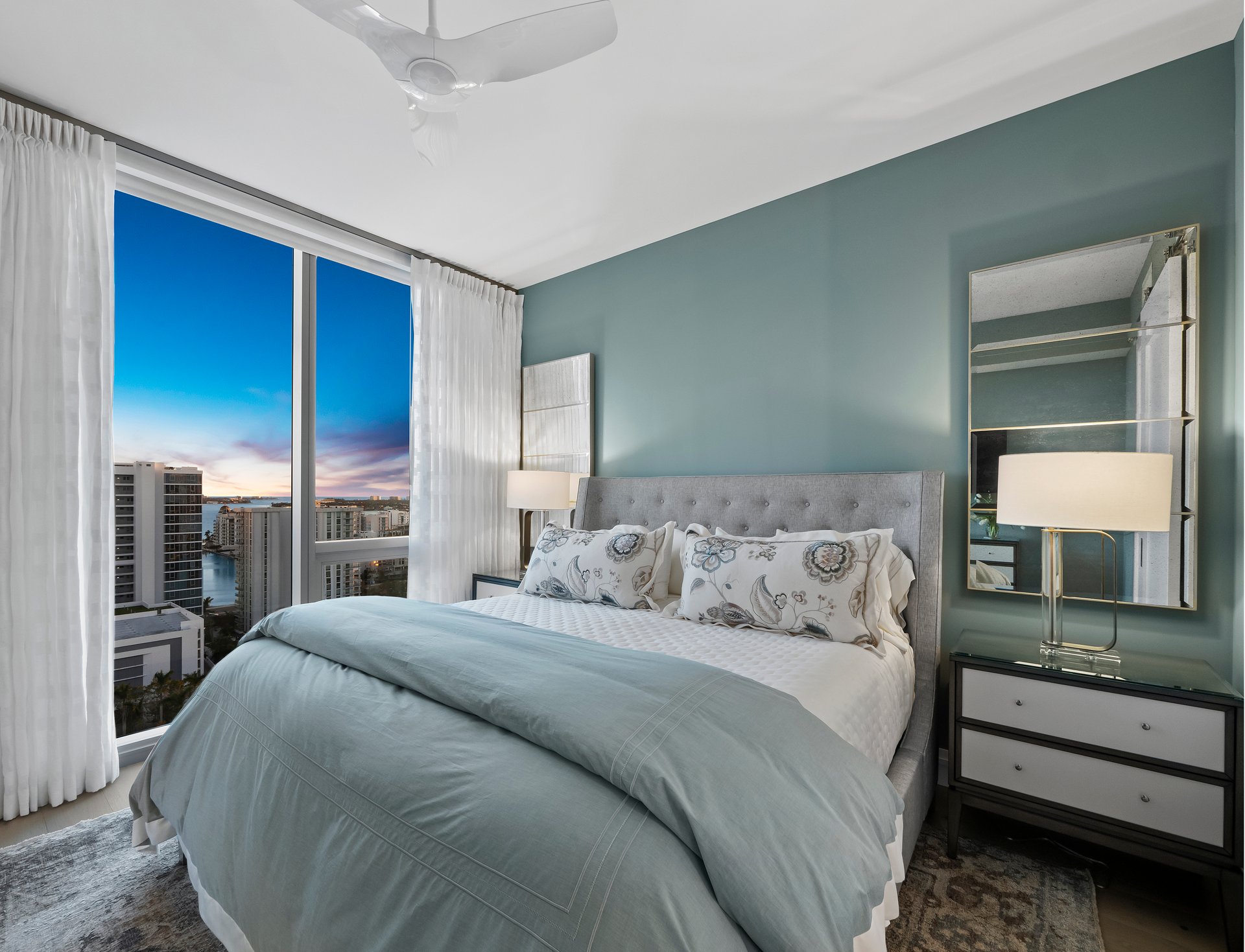 301 QUAY COMMONS #1708