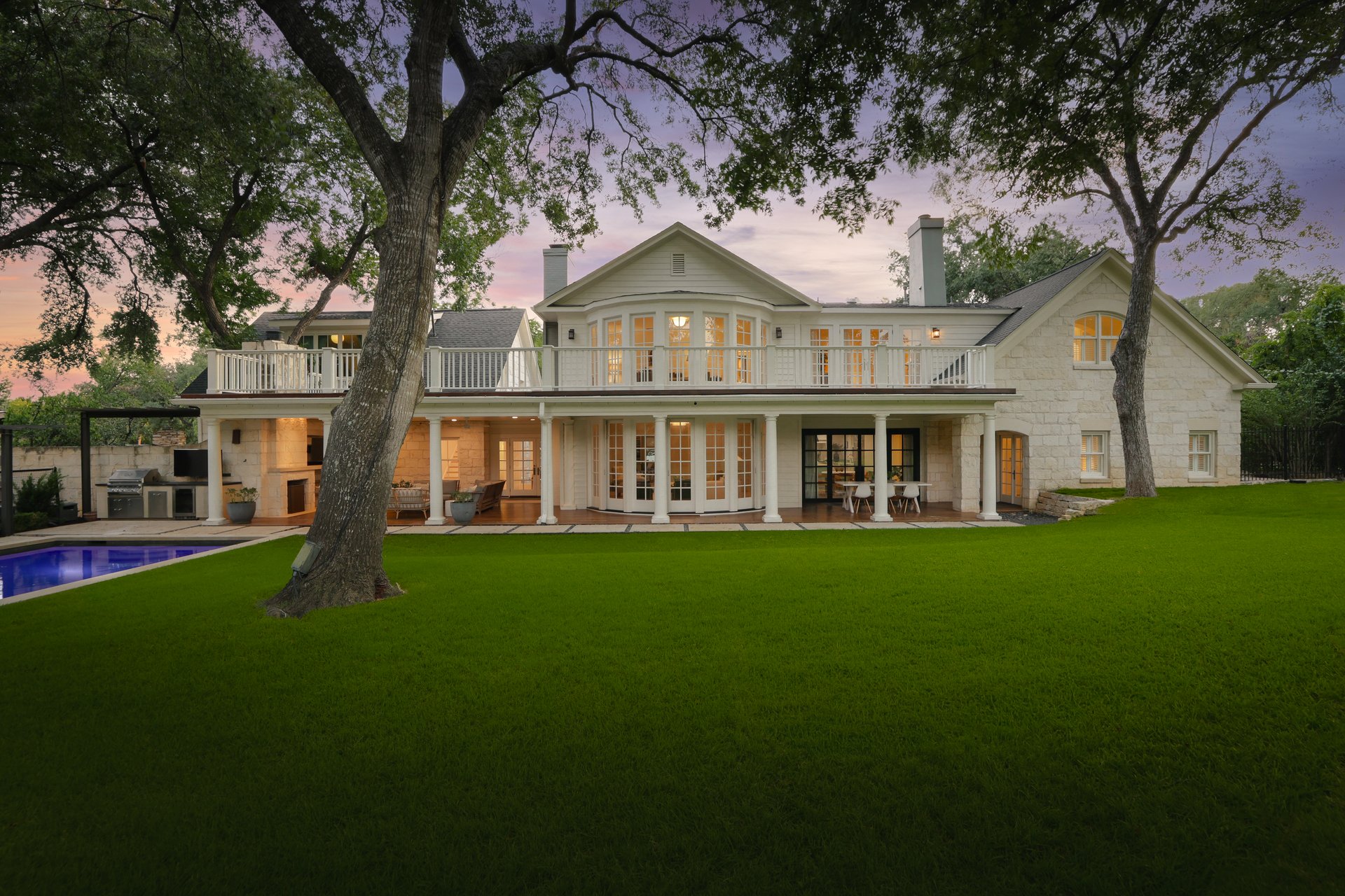 2308 Bridle Path