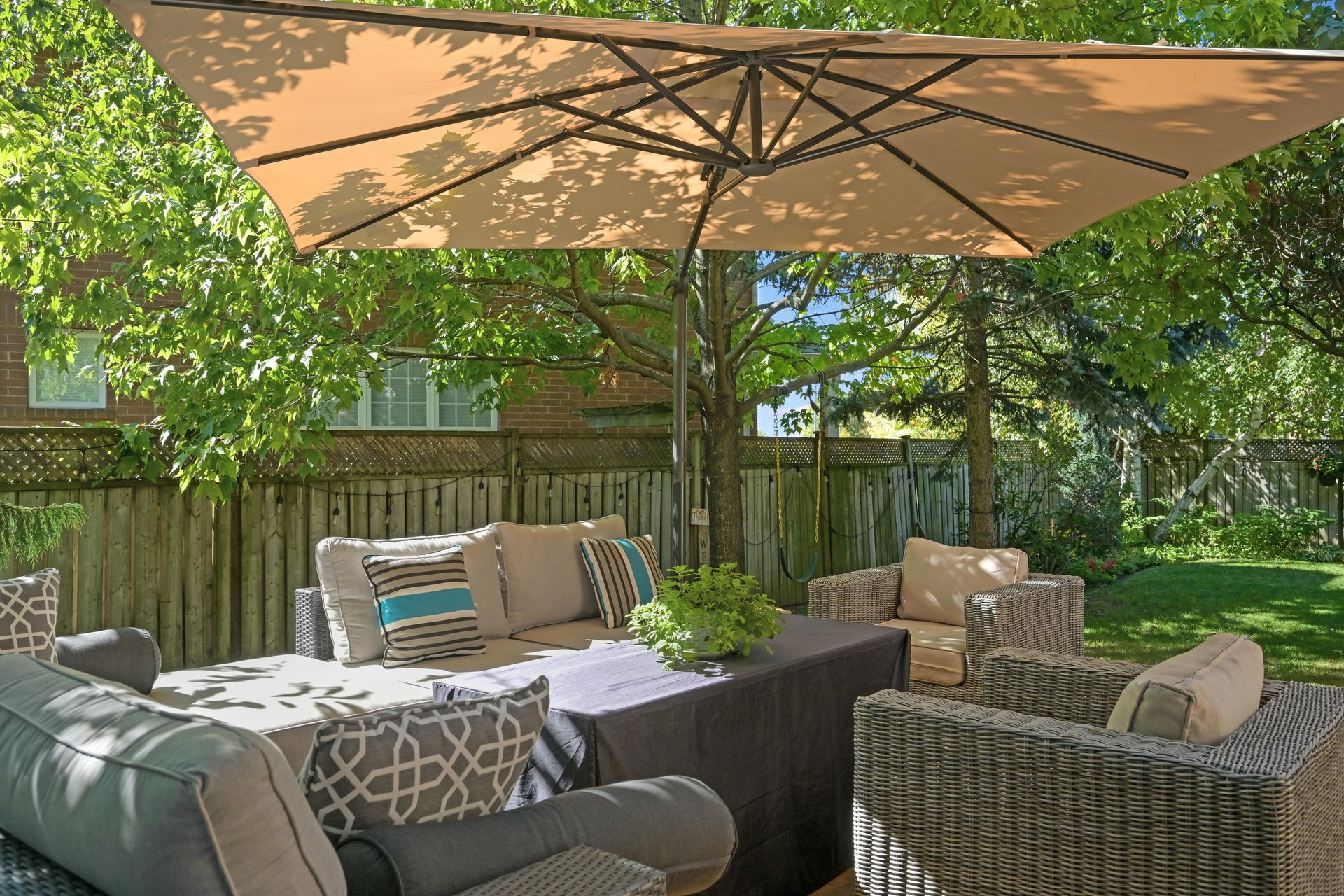 Sun-Filled Sophistication on a Rare Pie-Shaped Lot in West Oak Trails