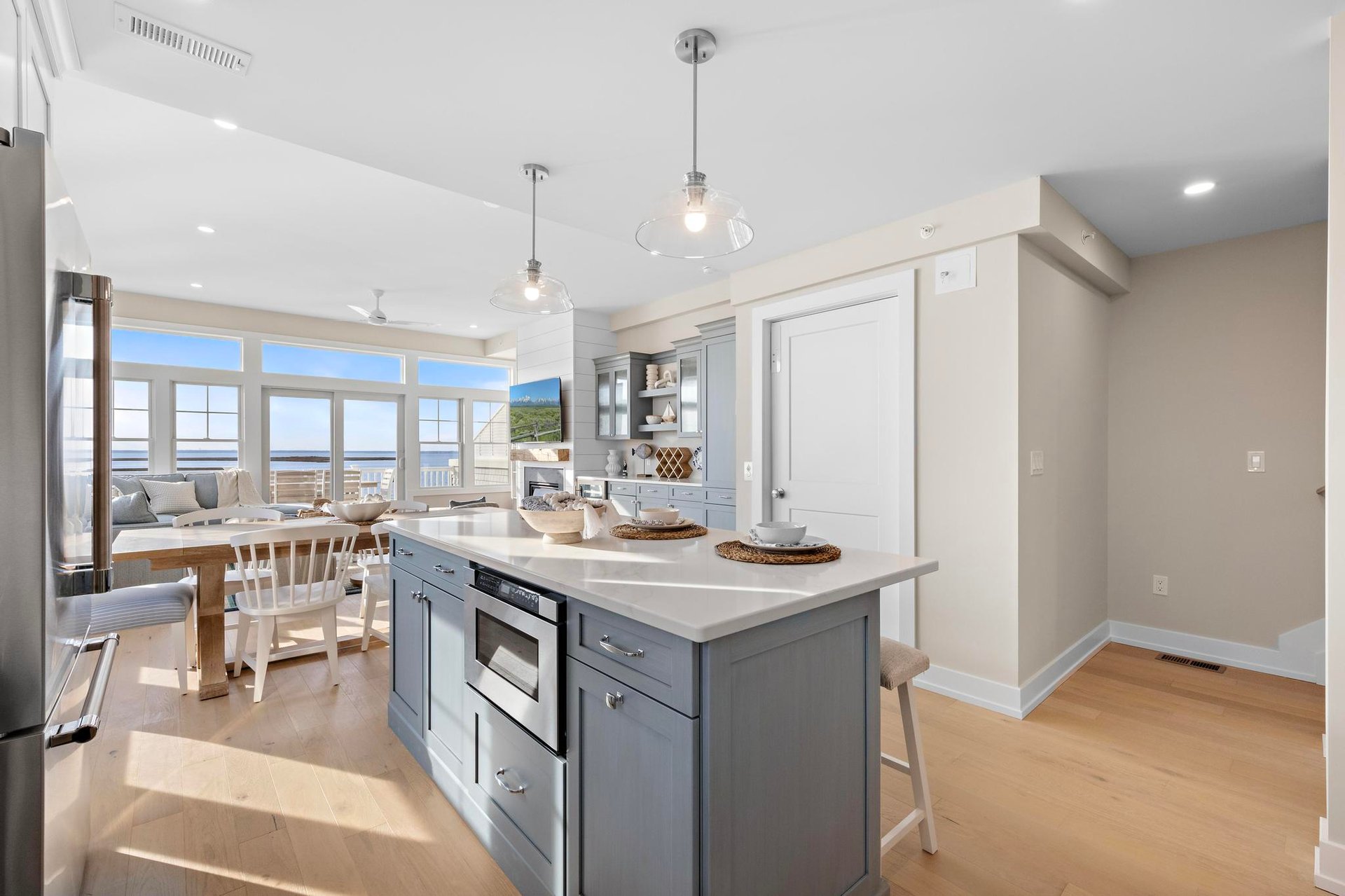 2600 Long Beach Blvd, Buccaneer Unit 13