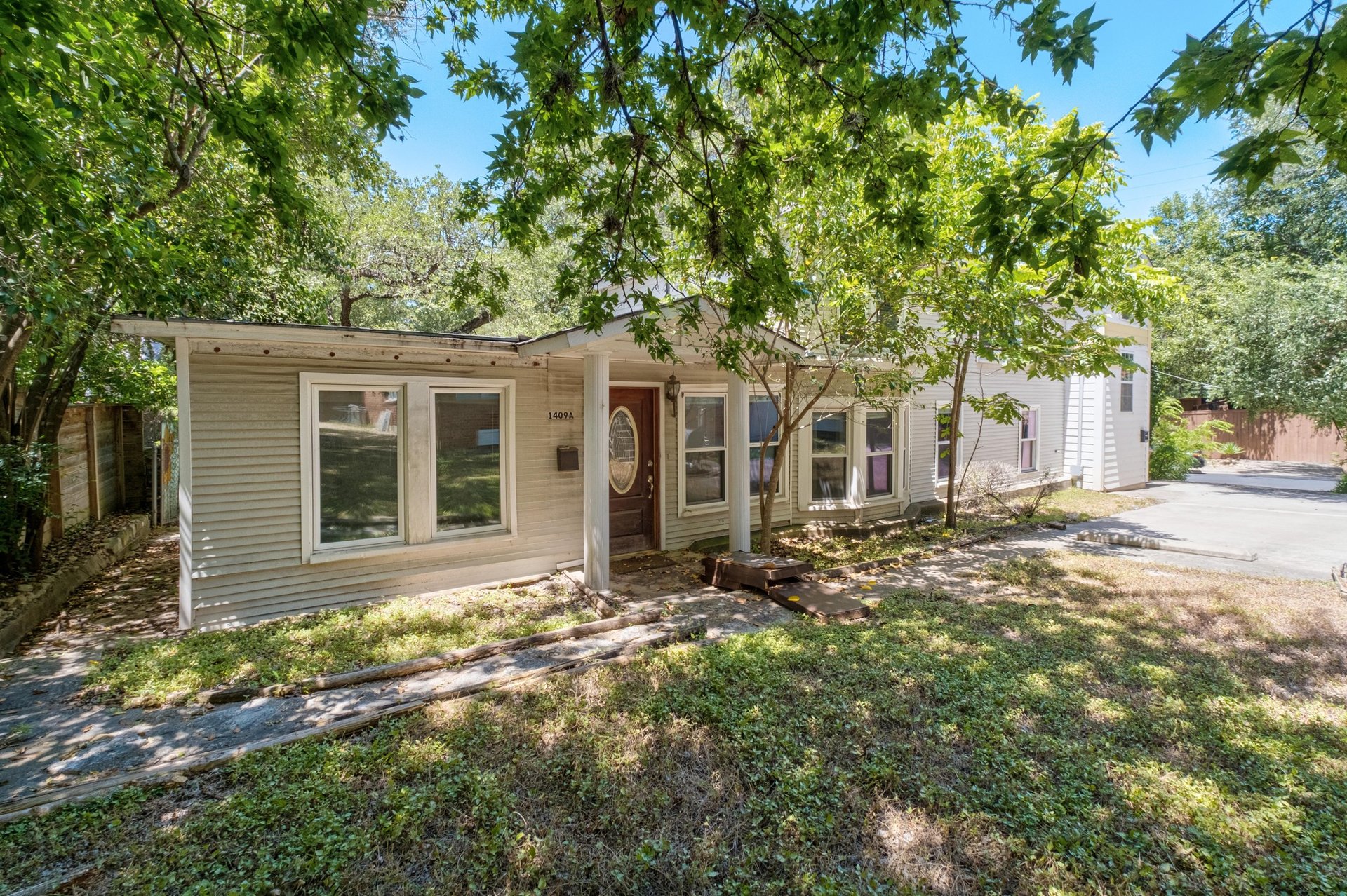 2413 Enfield Road 