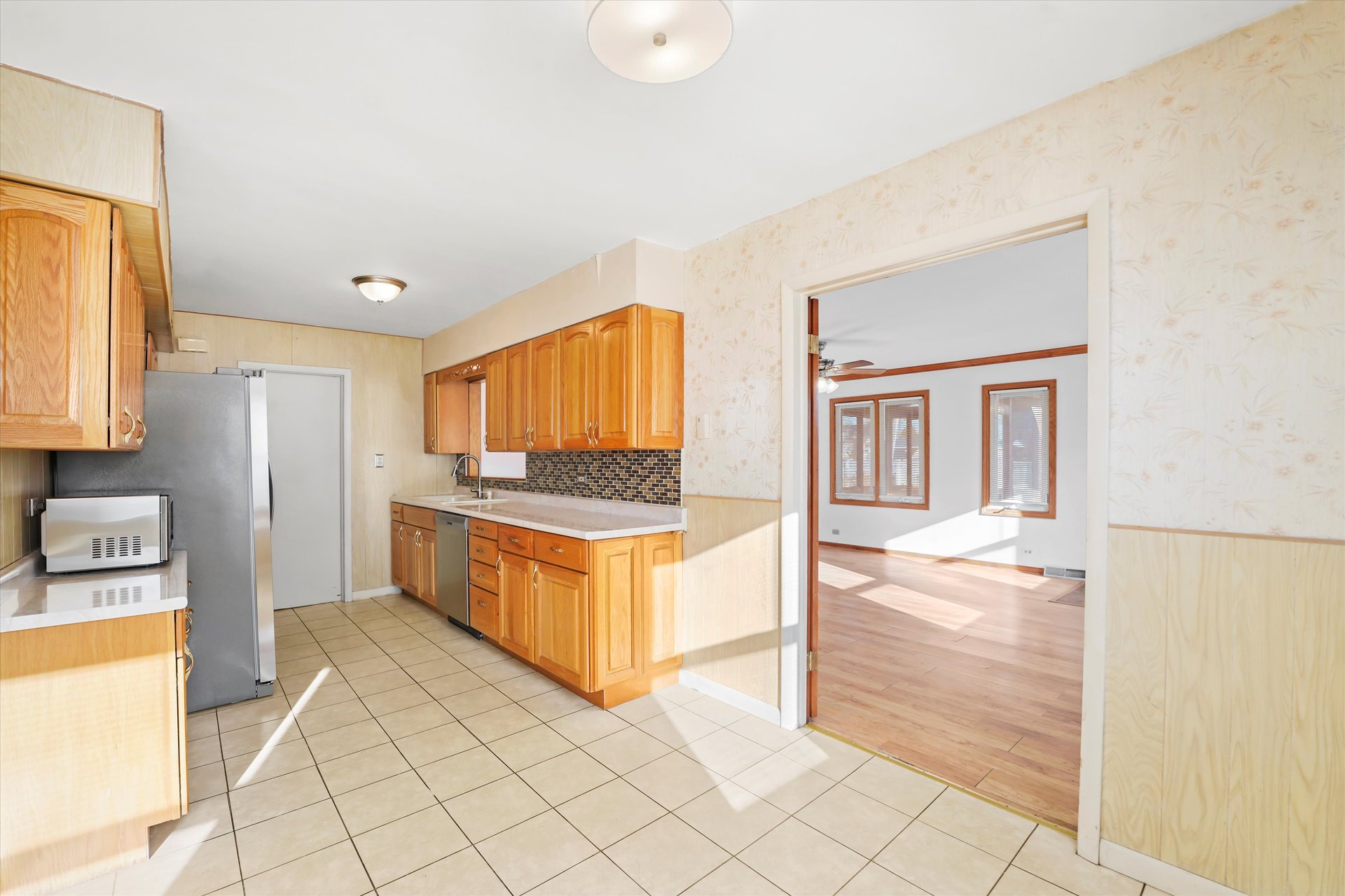 469 N. Wolf Rd., Northlake, IL 60164