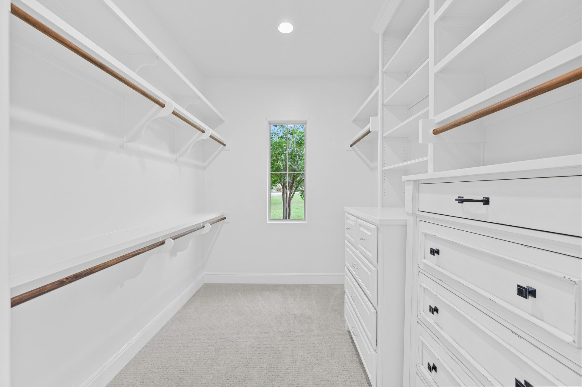 8024 Carlton Ridge