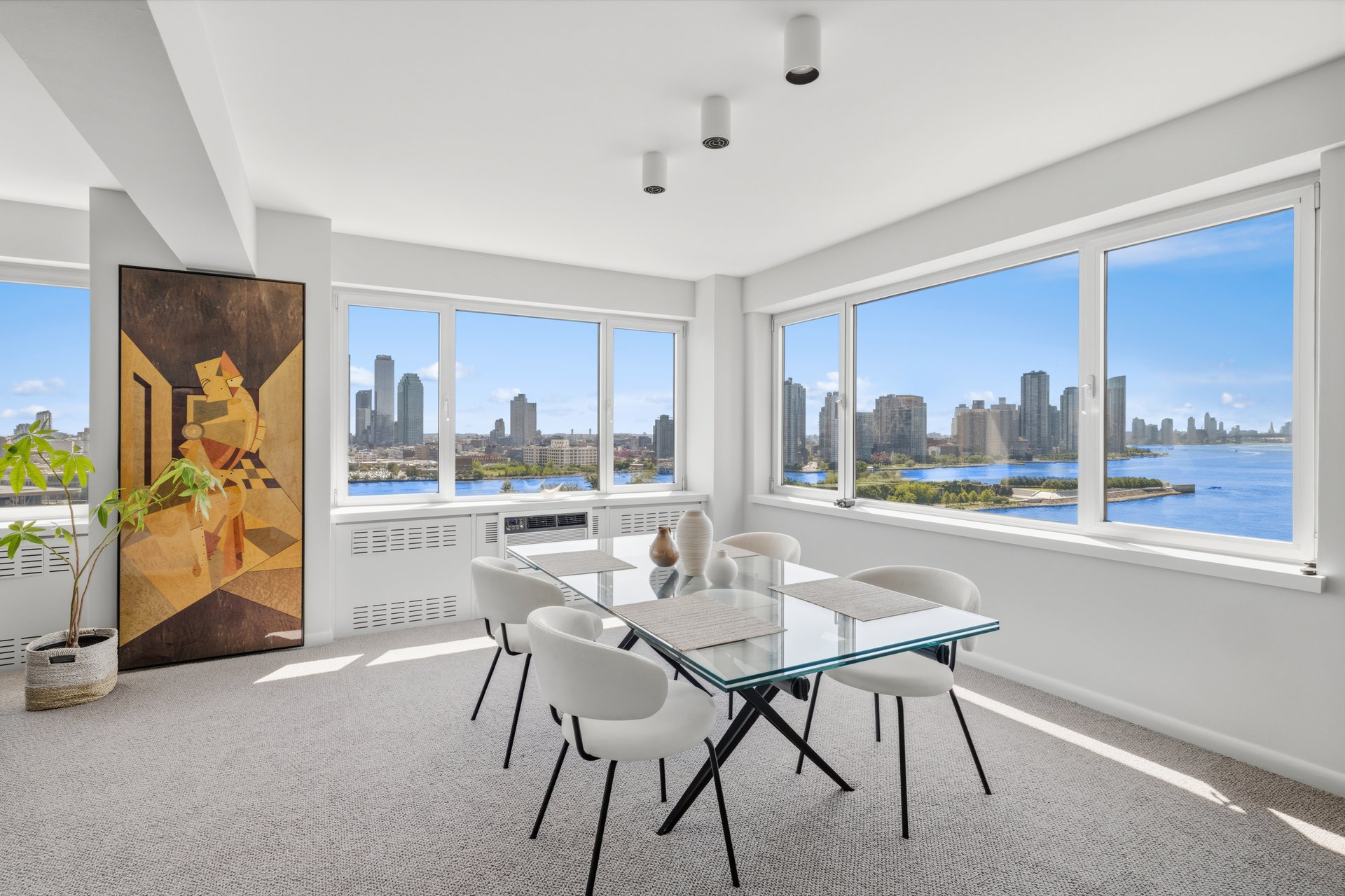 25 Sutton Place South