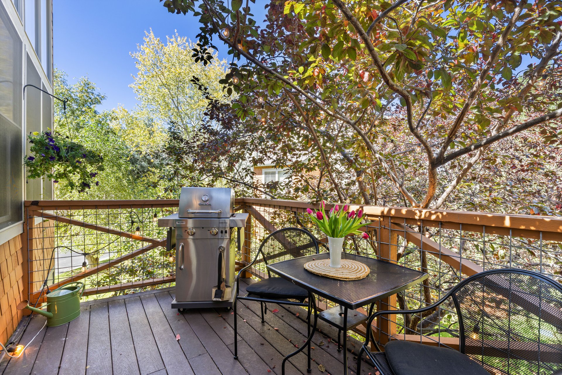 Fully Remodeled End Unit with Designer Luxury