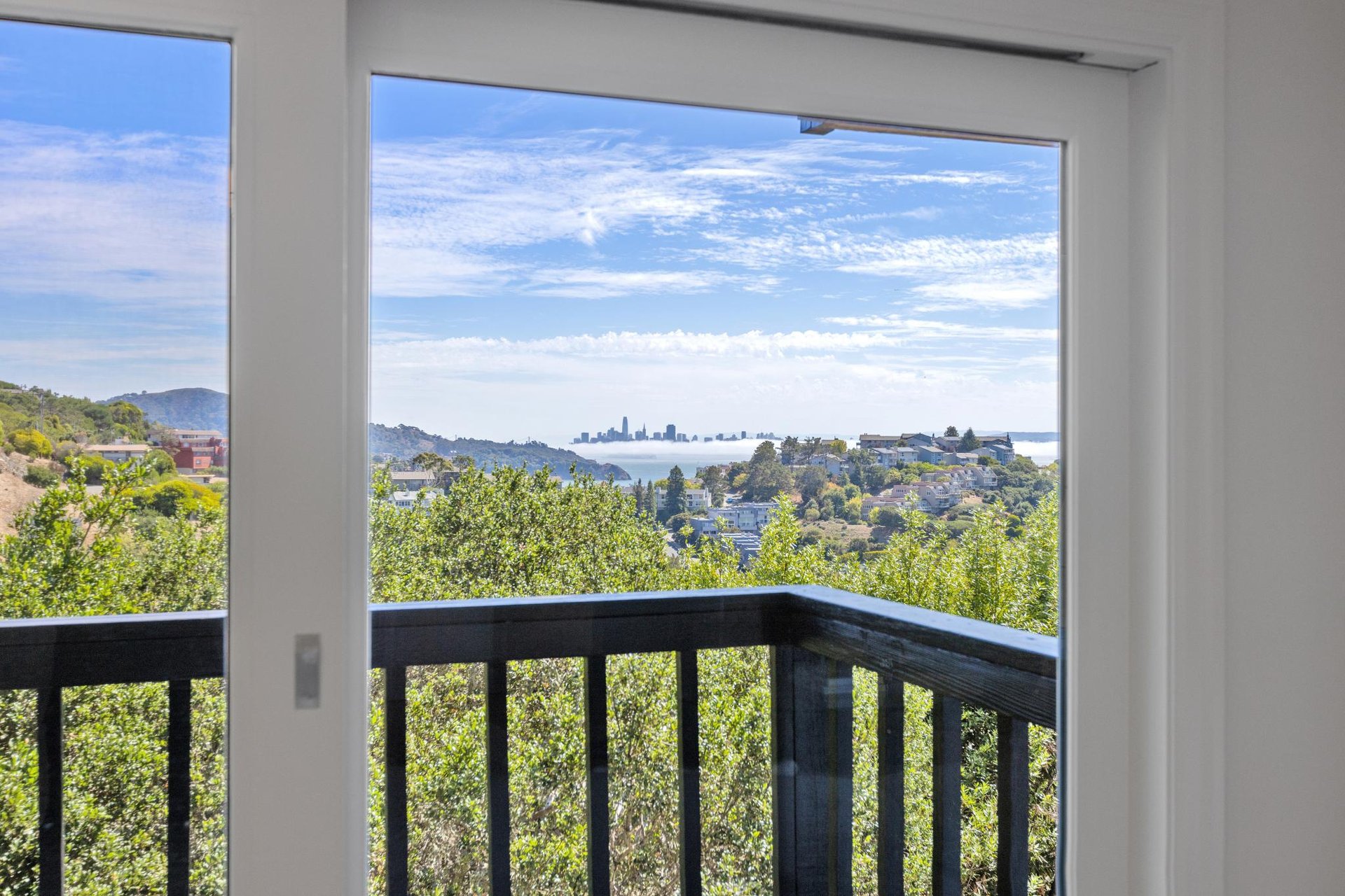 12 Tara View Road