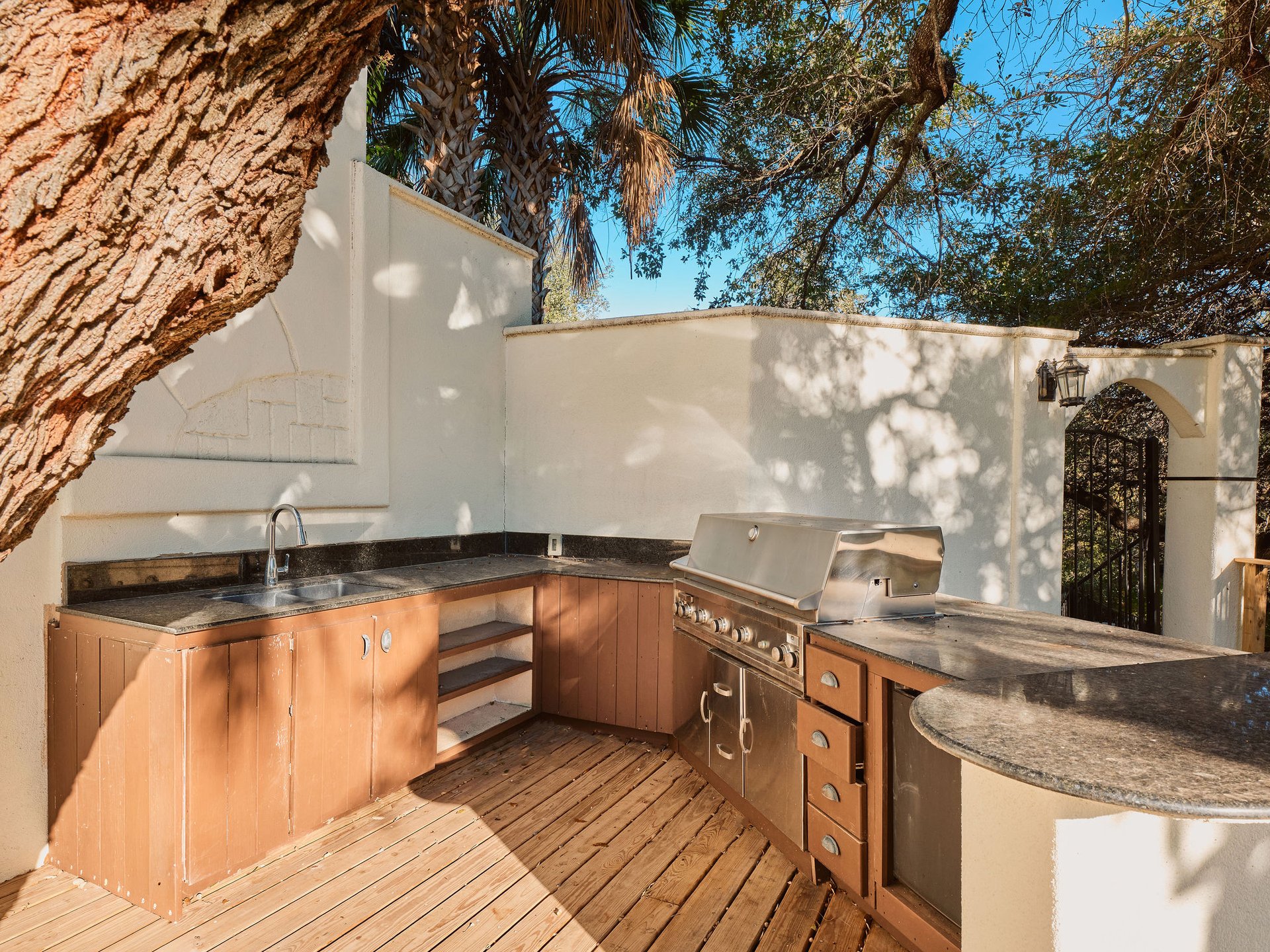 2705 Island Ledge Cove