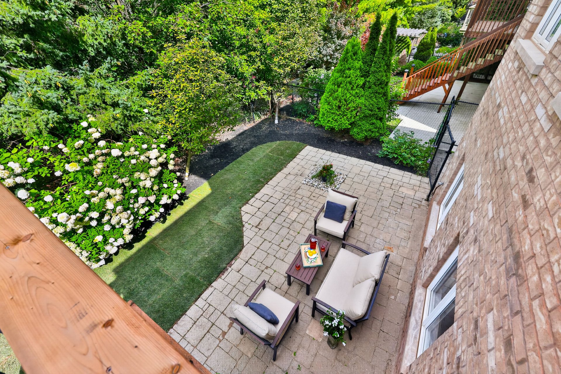 2269 Whitworth Drive, Oakville 