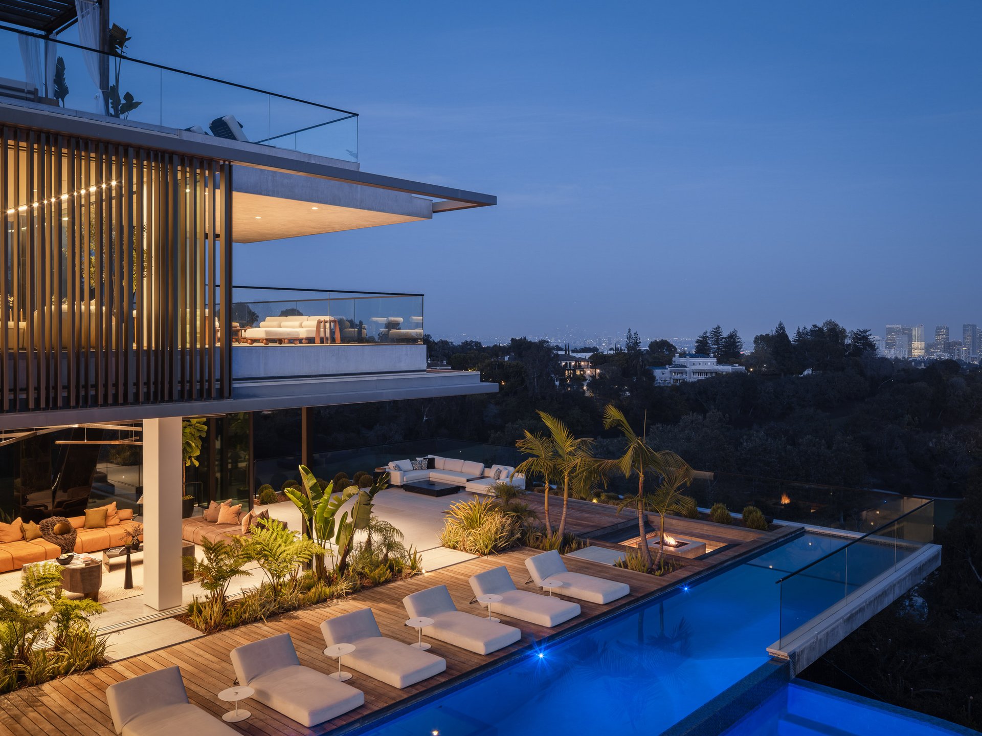 11005 Bellagio Pl