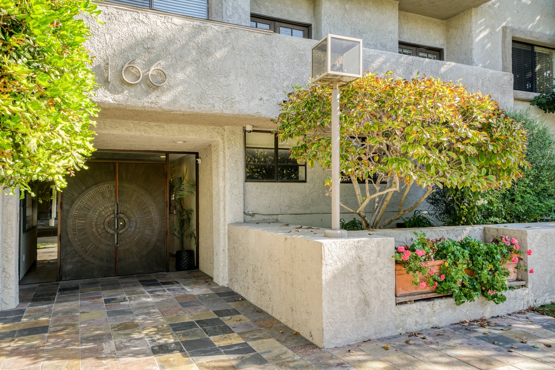 166 S Hayworth Ave APT 201, Los Angeles, CA 90048