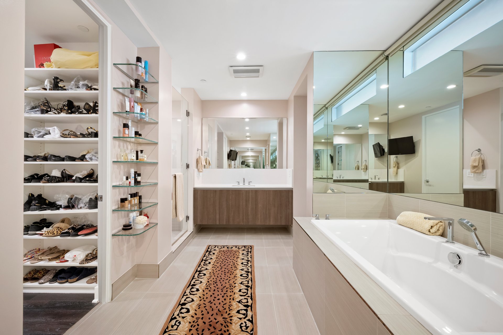 450 N Palm Dr Unit: 507, Beverly Hills 