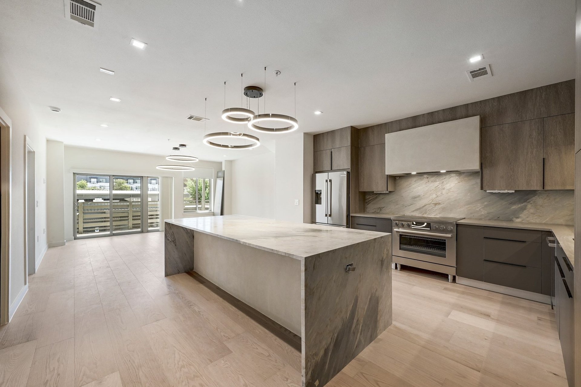 3600 S Lamar Blvd #202 