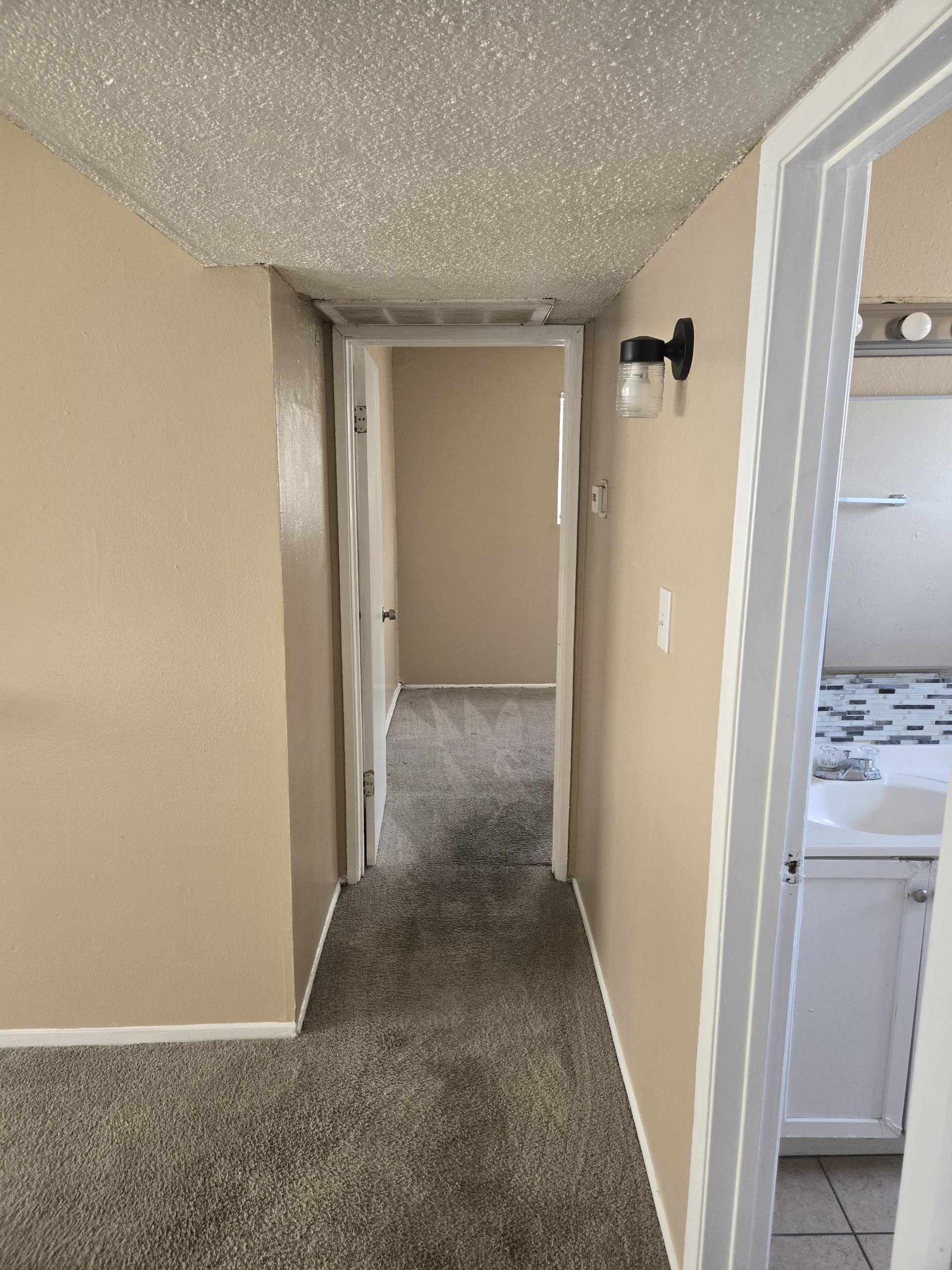 537 Calcaterra Circle