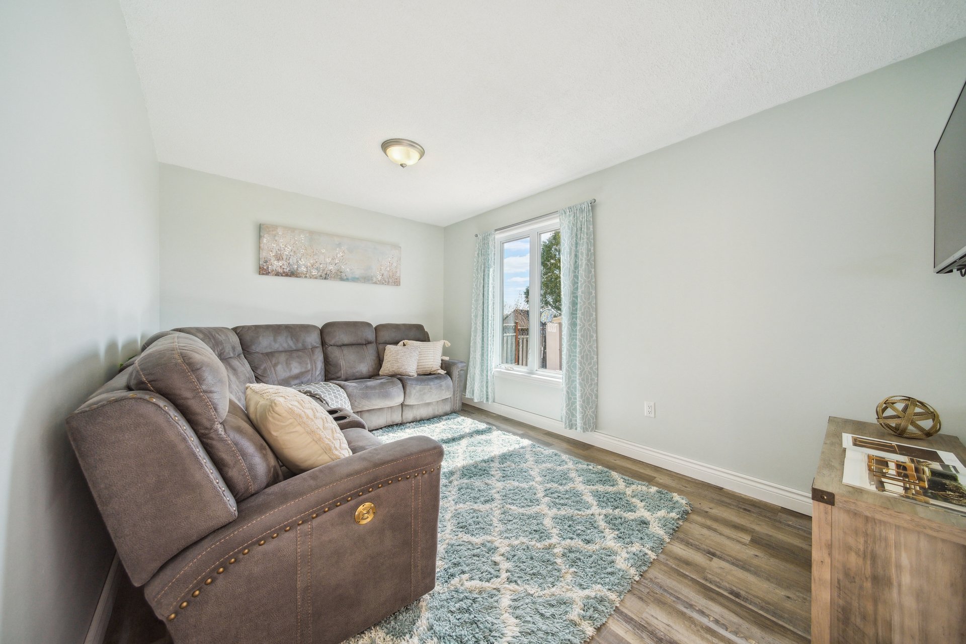 3-BED, 3-BATH OASIS