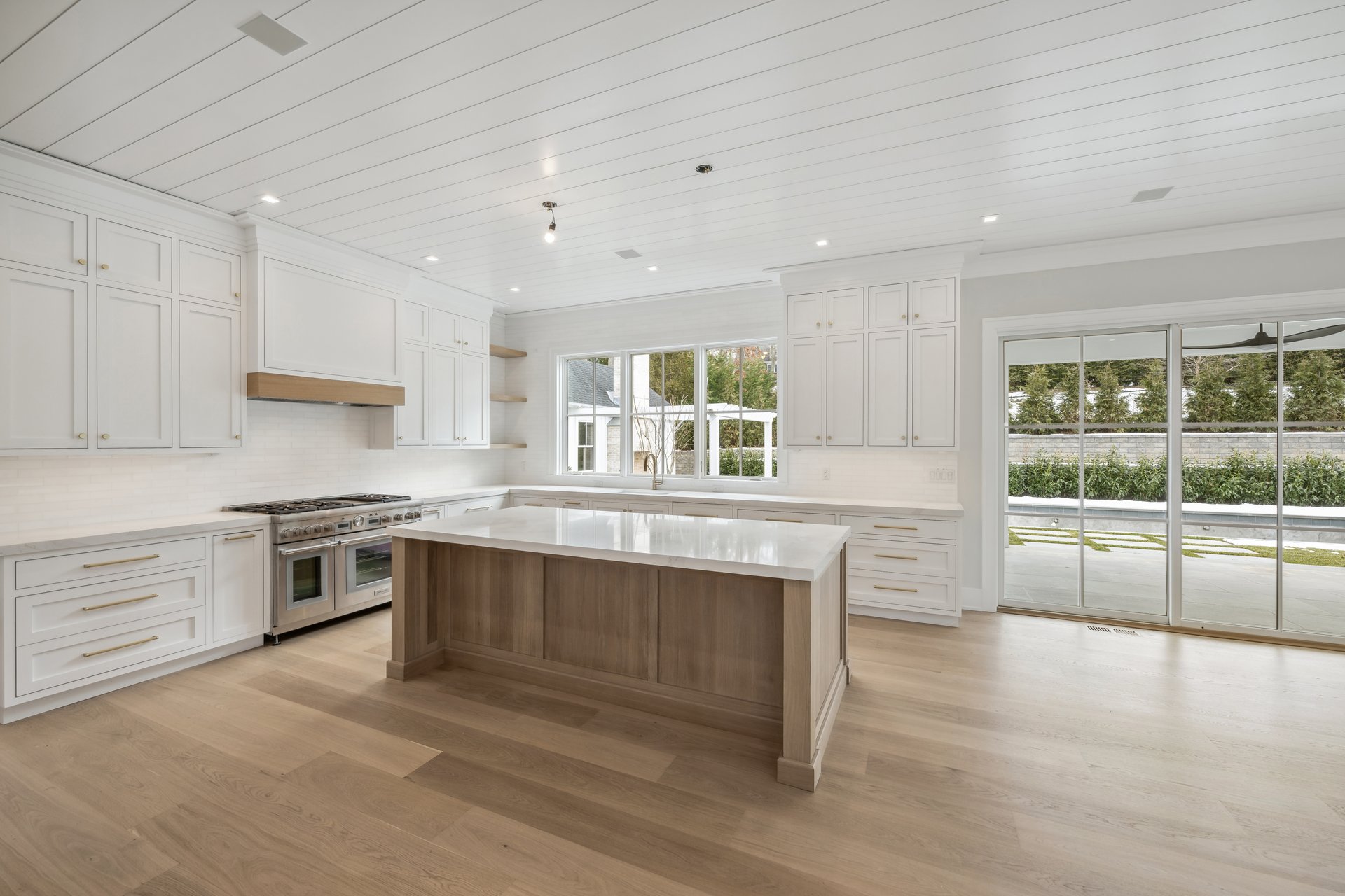 10 Richards Dr