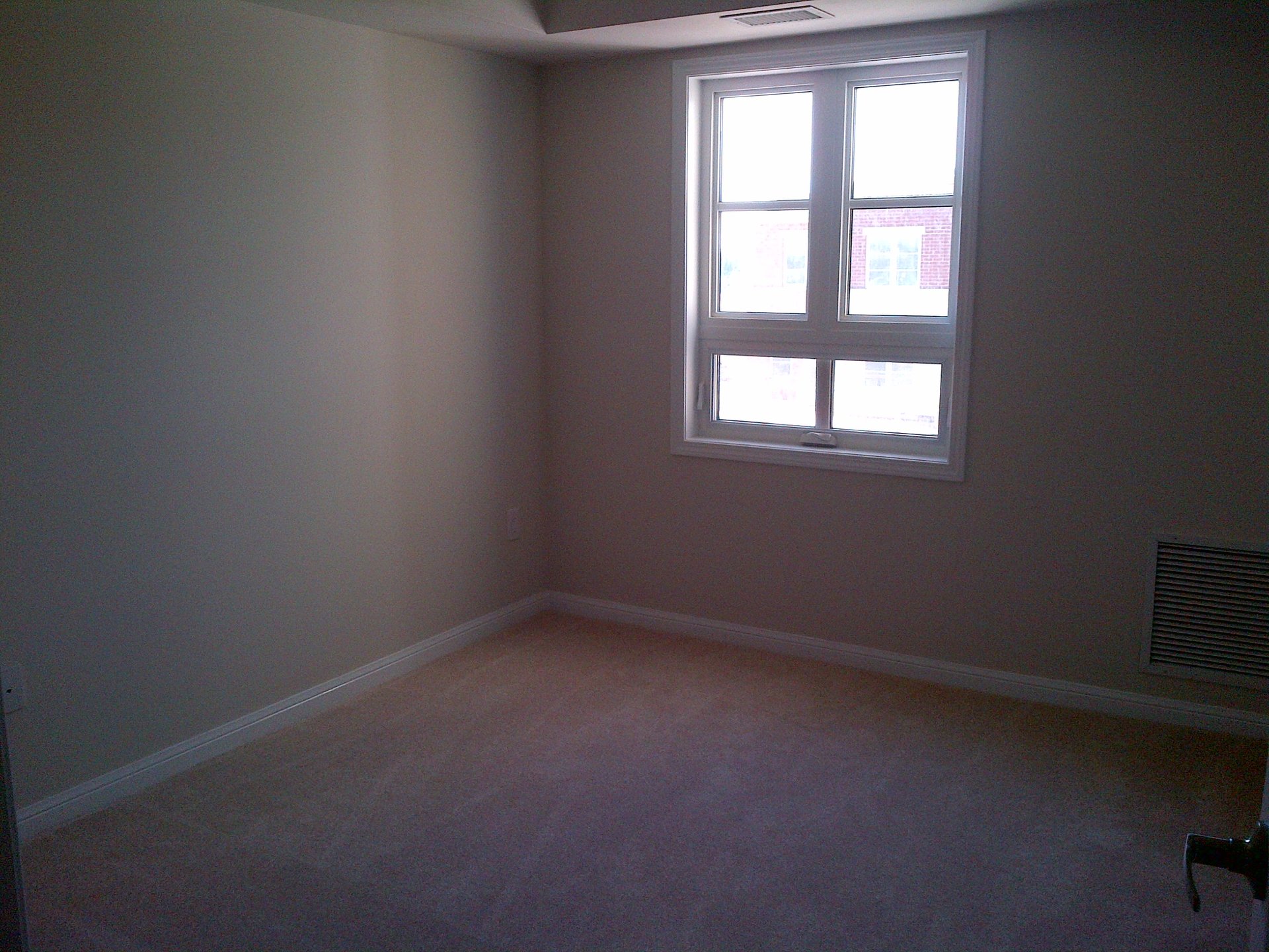 70 Baycliffe Crescent Unit: 302
