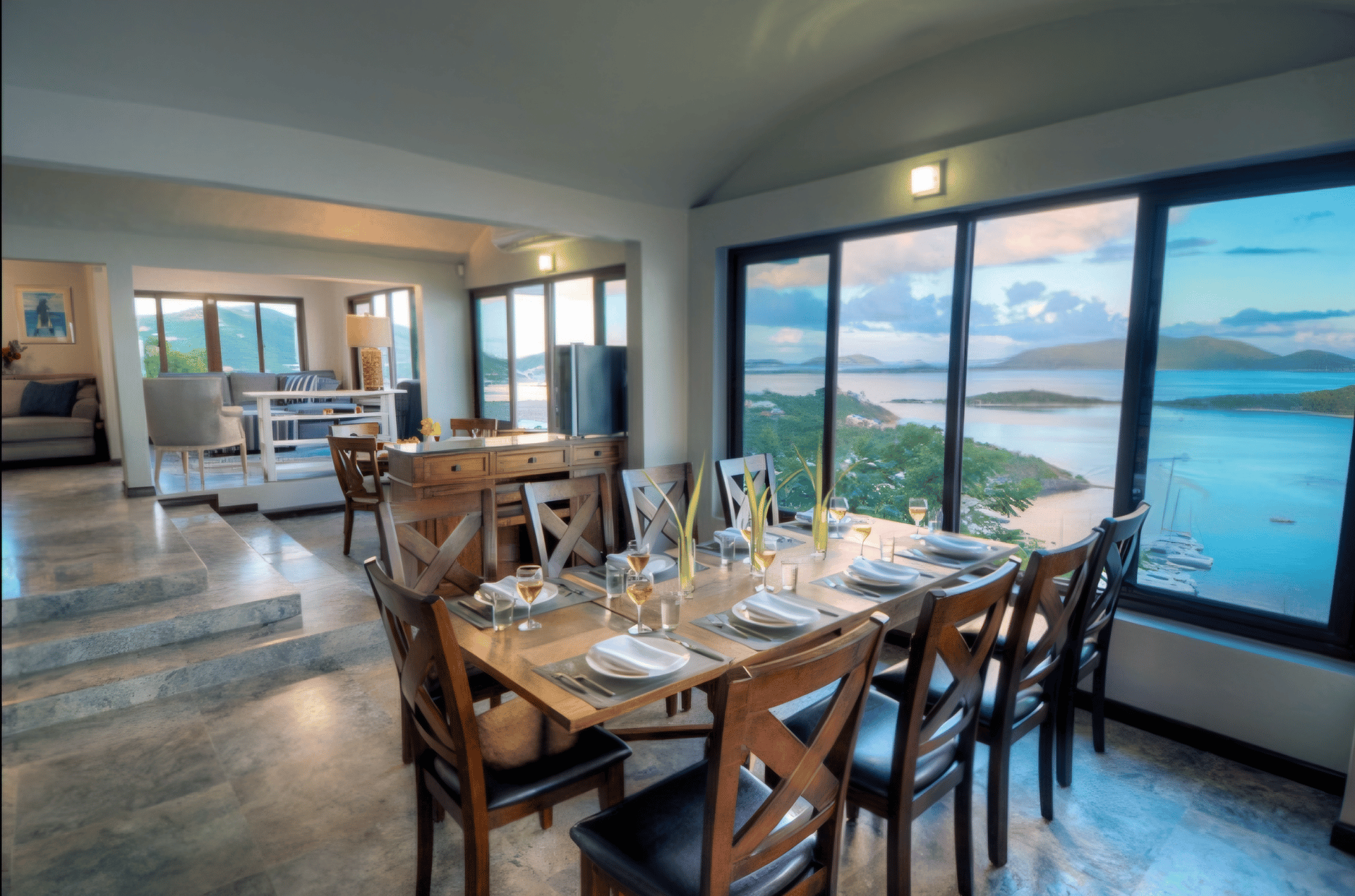 1026 Villa Alicia