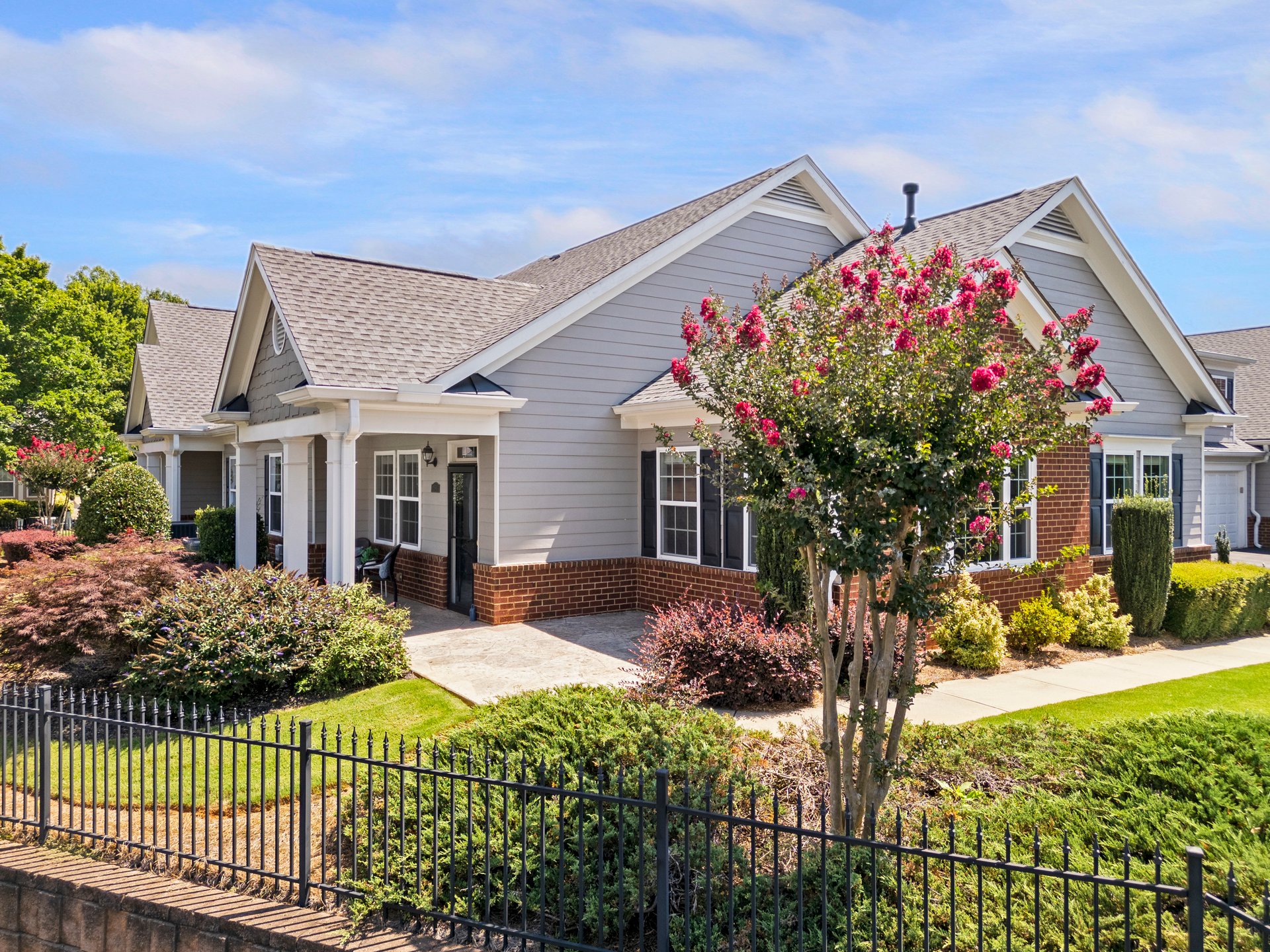 2694 Grapevine Circle