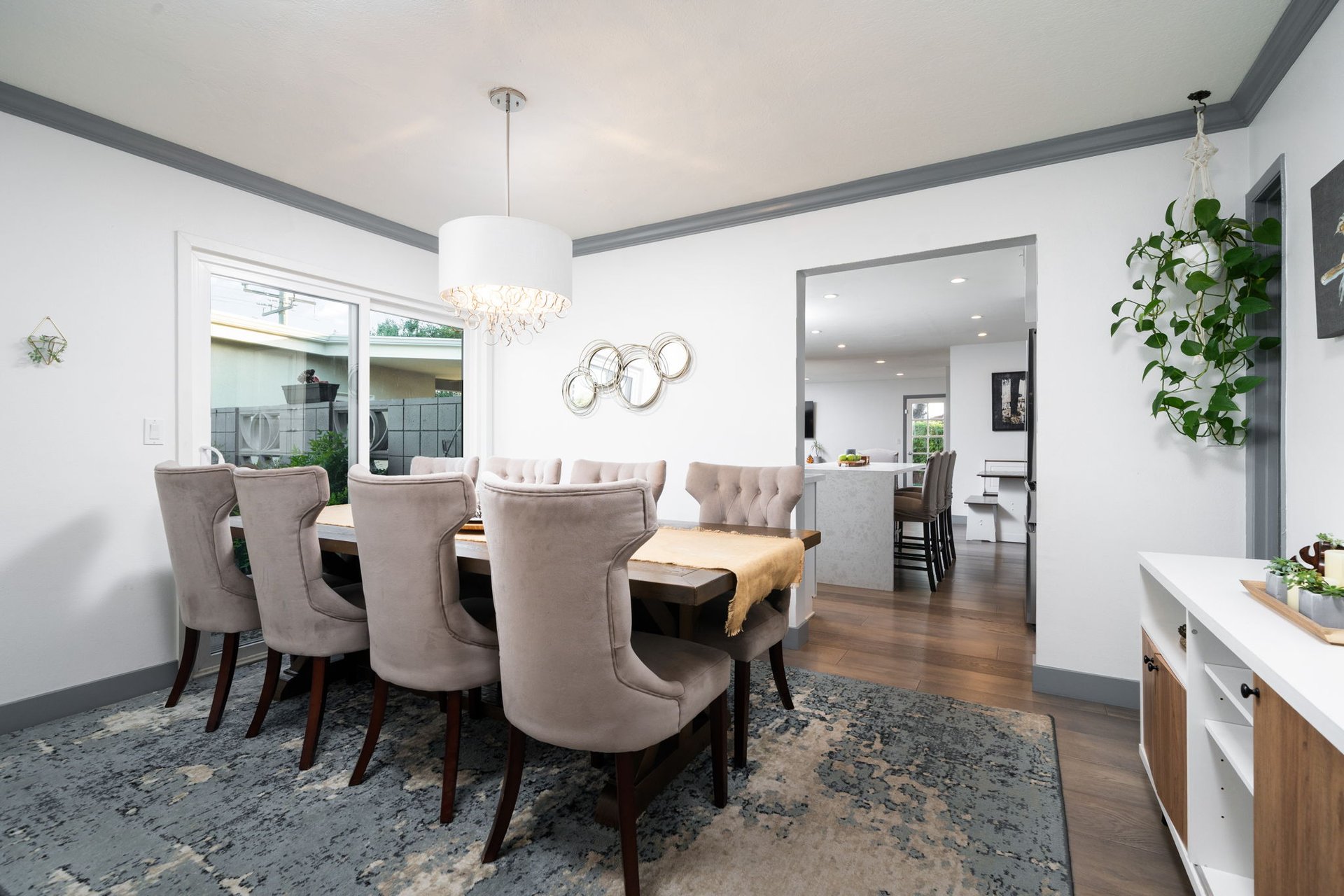 2129 N San Marcos Place