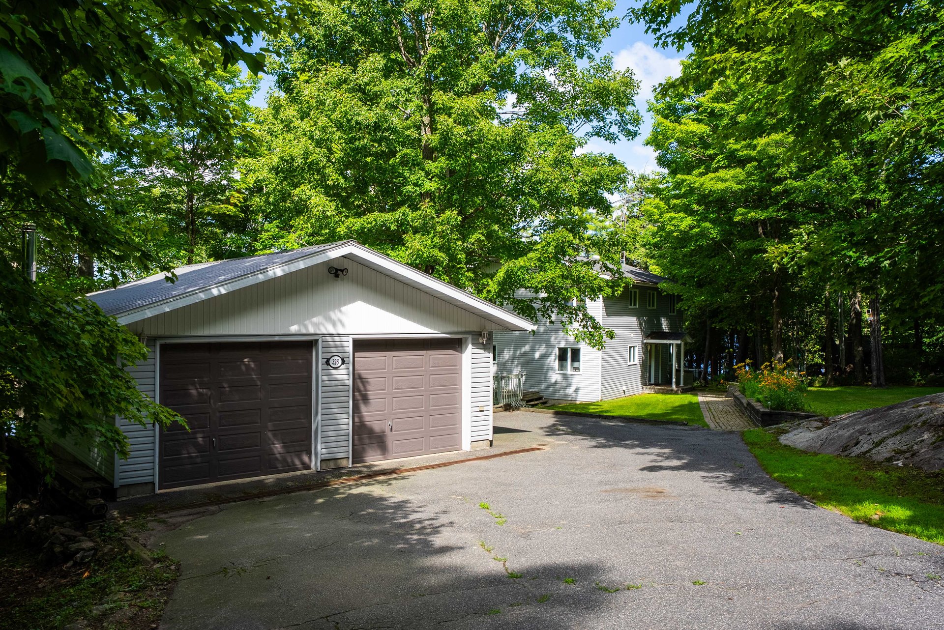 326 Chikopi Road, Magnetawan