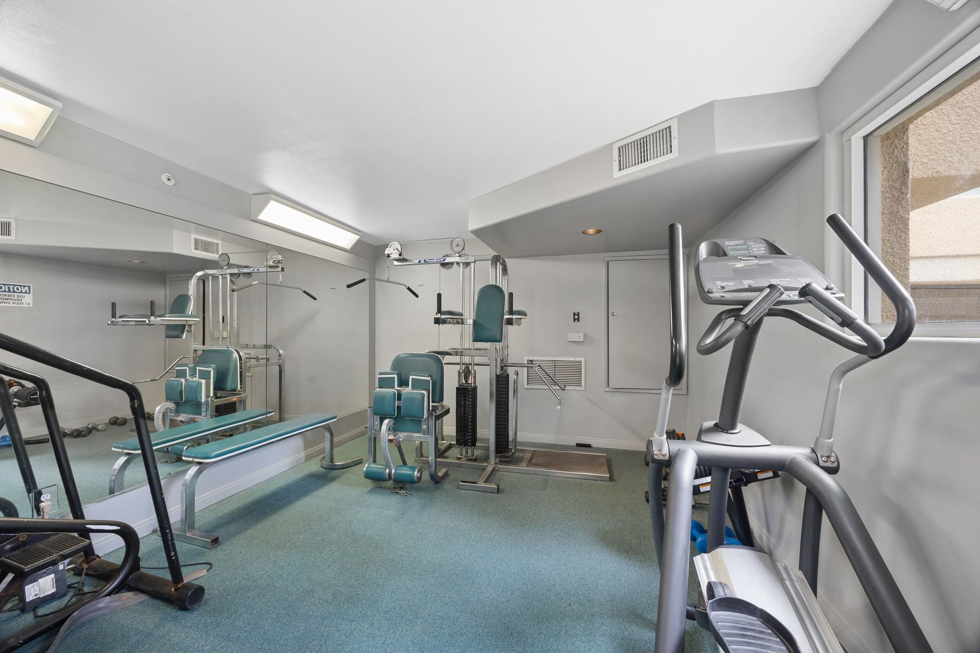 12060 Hoffman St. Unit 305