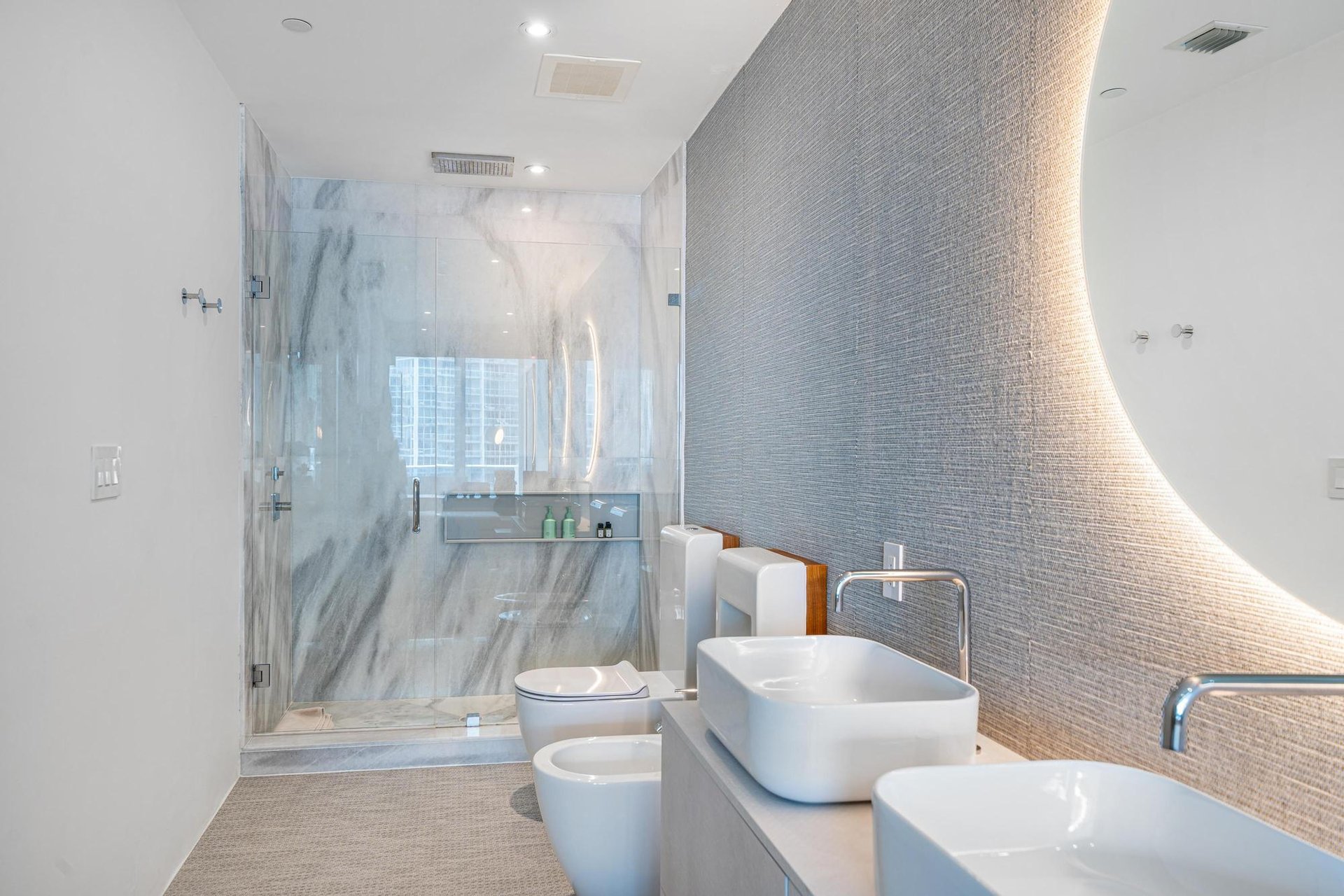 Epic Residences, #4704