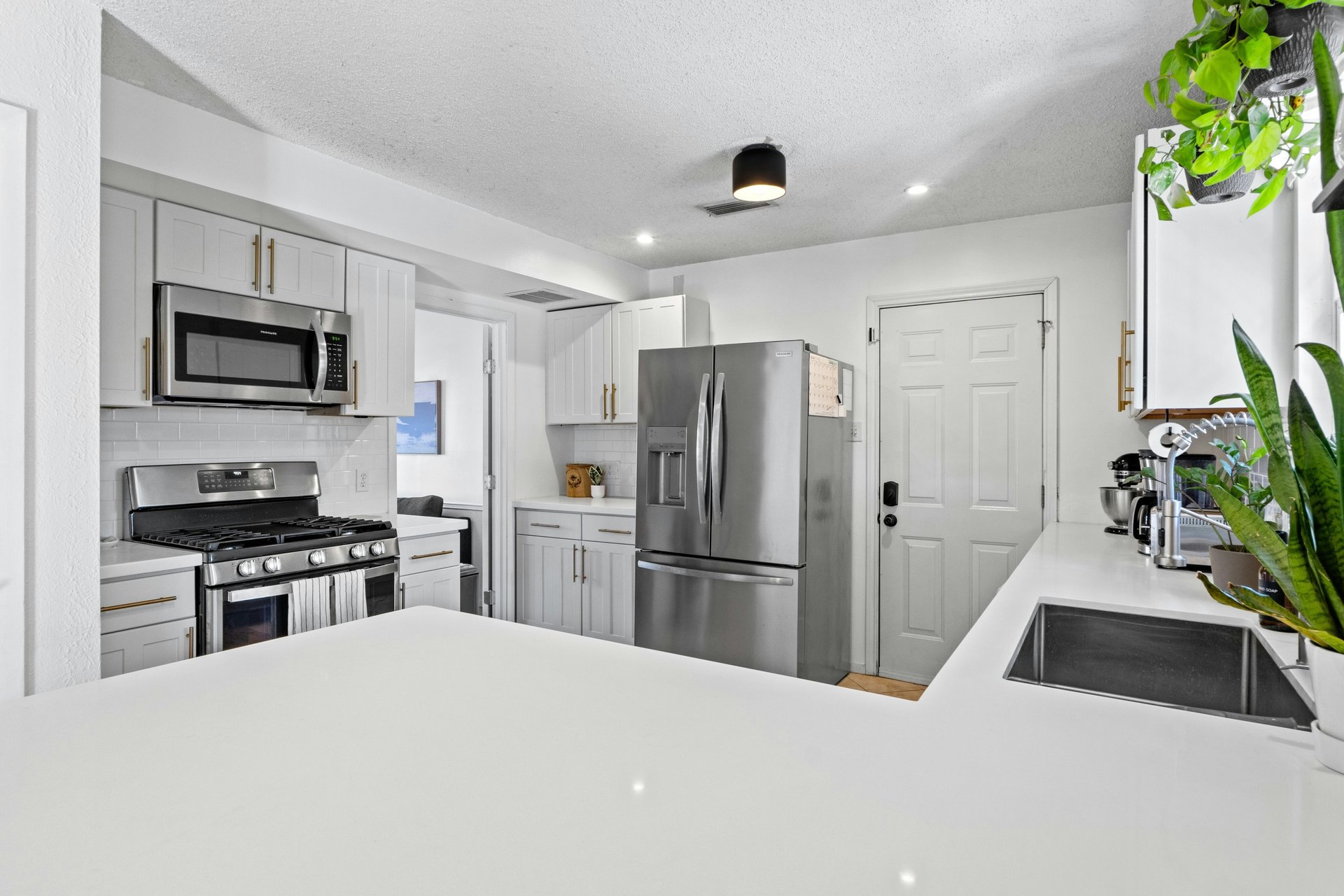 Enchanting Gracywoods Retreat with Pool, Multiple Living Spaces, and Near Domain & Q2 Stadium!