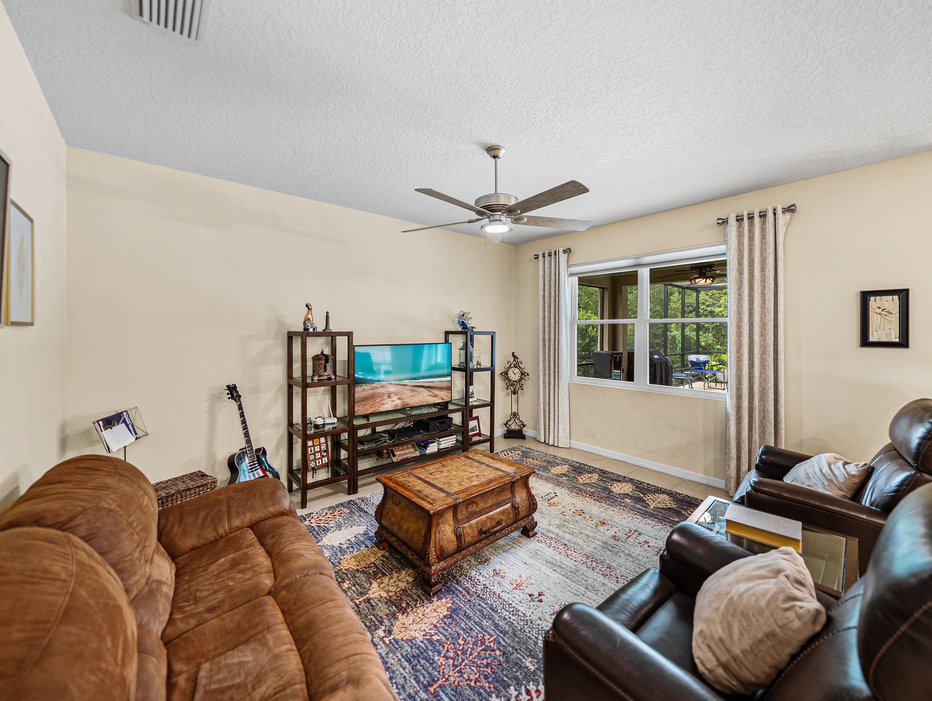 12615 EASTPOINTE DR