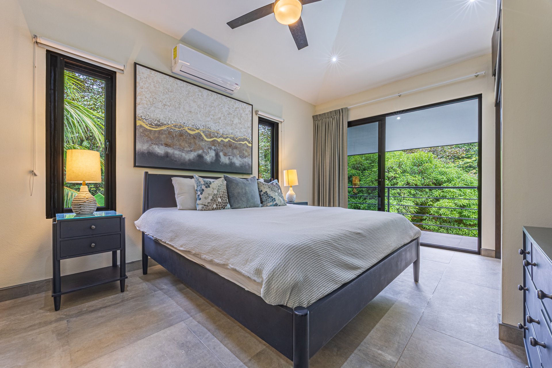 Luxury Rainforest Home + Guest House on 11 acres