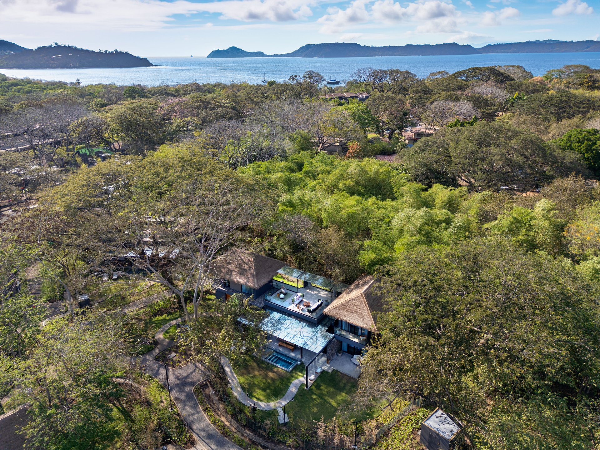 El Mangroove Autograph Collection® | Exclusive 2 & 3-Bedroom Villas in the Heart of Papagayo!