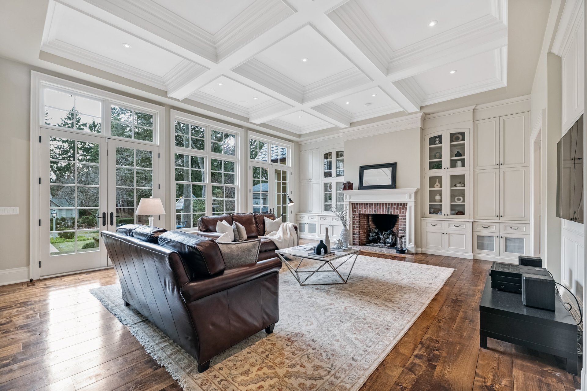 190 Donnelly Dr
