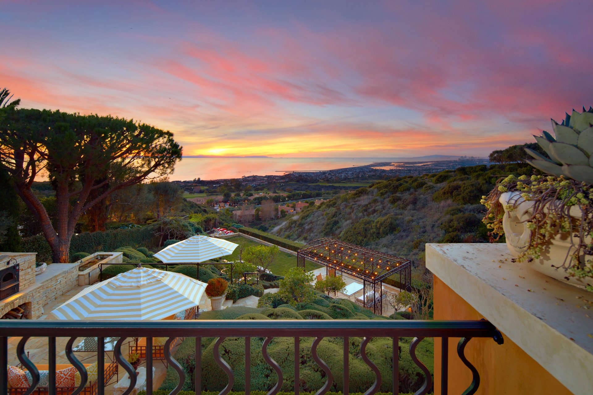 5 Pelican Vista Drive