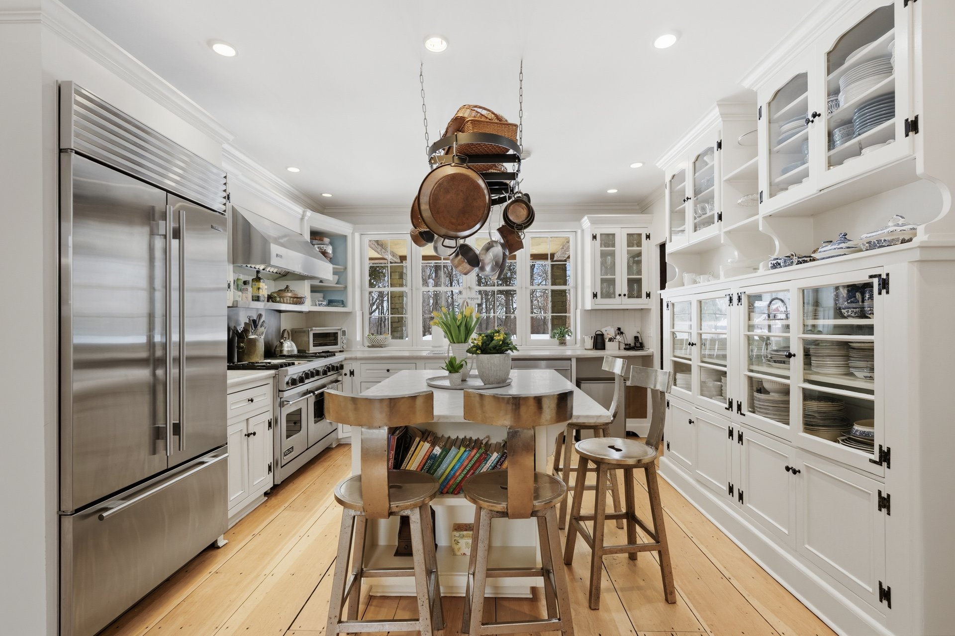 15 High Ridge Road